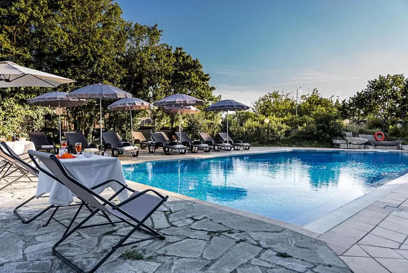 Pool view, Swimming Pool in Business Hotel