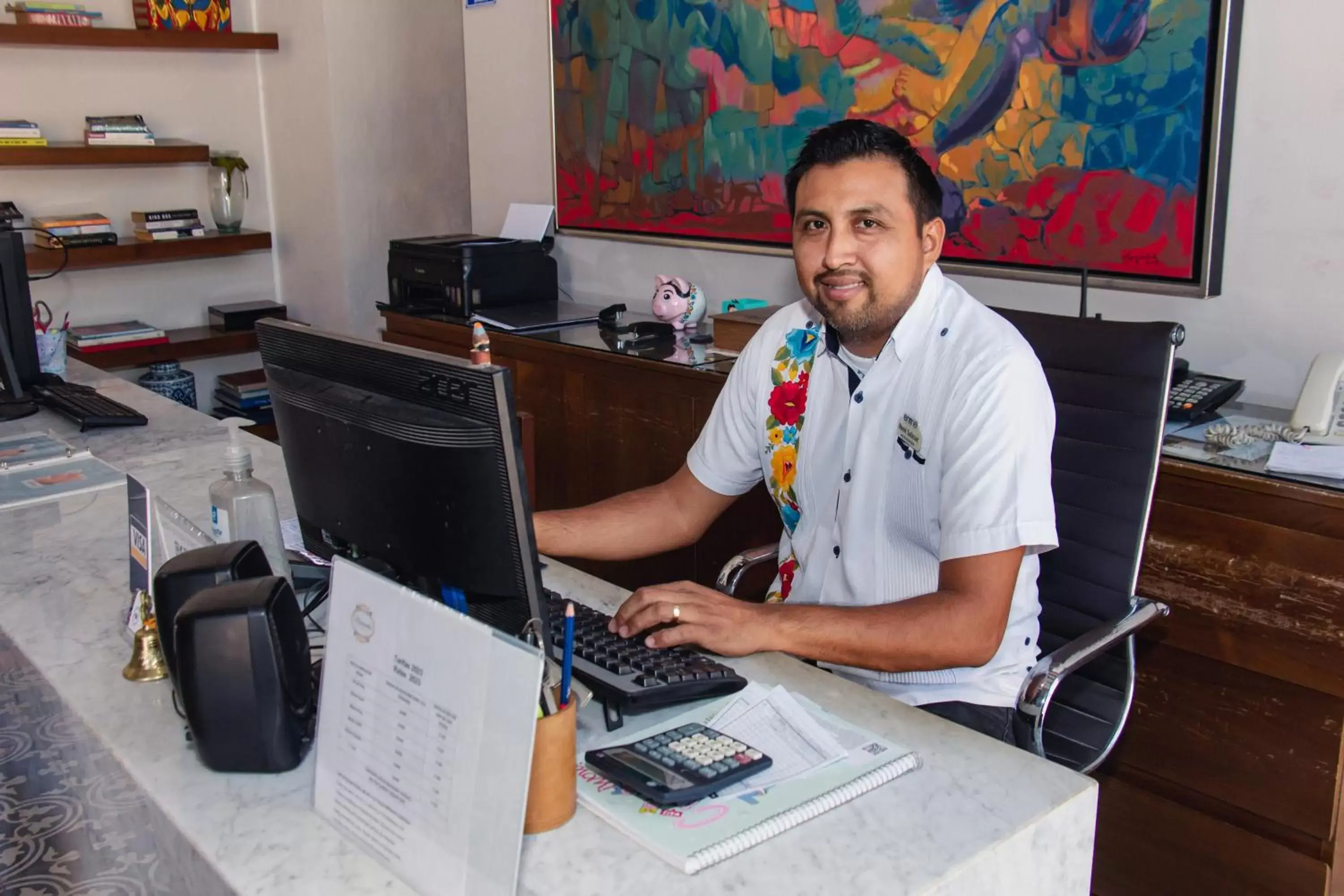 Lobby or reception, Staff in Hotel Marionetas