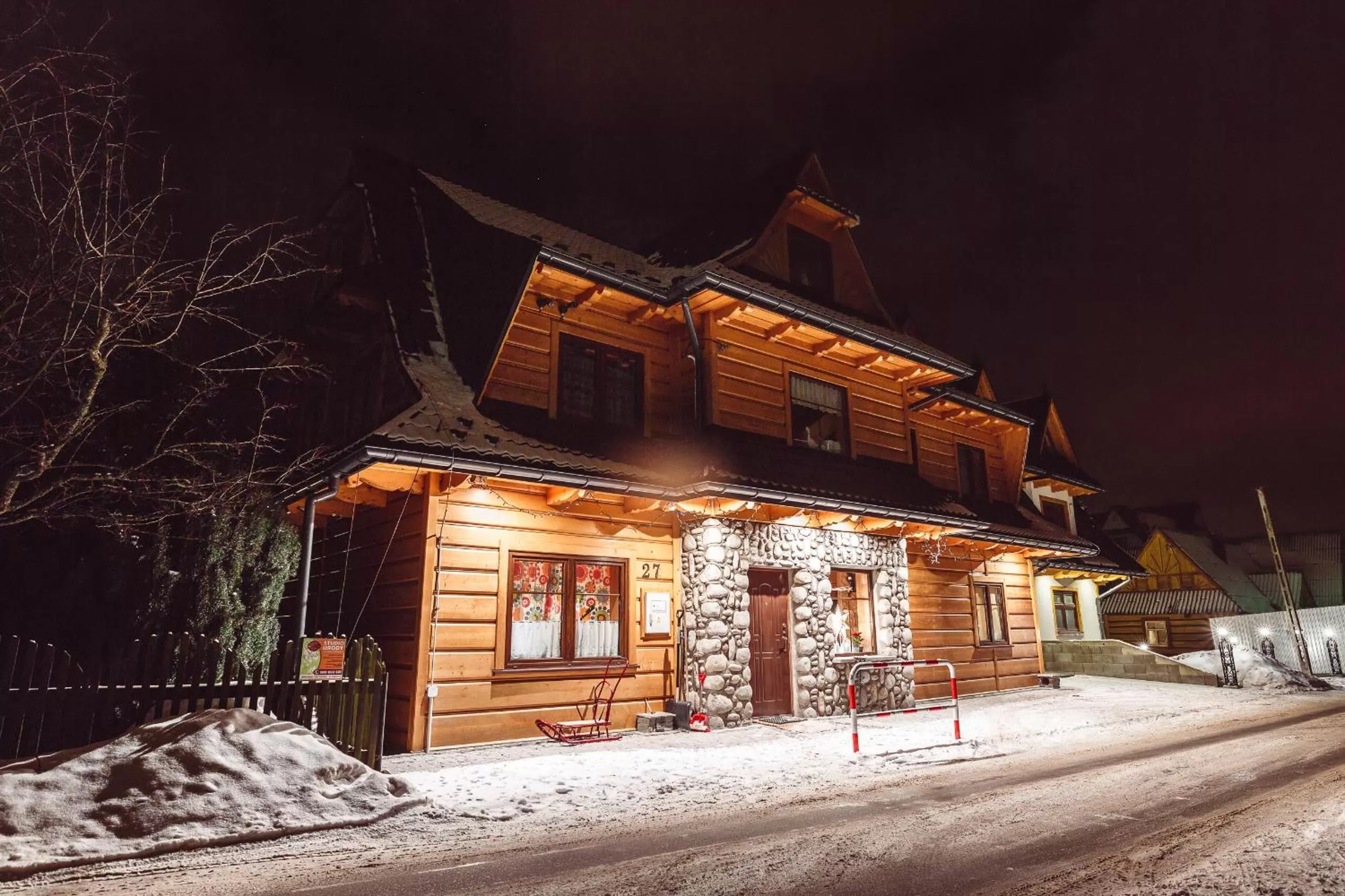 Property building in Górskie Wspomnienie