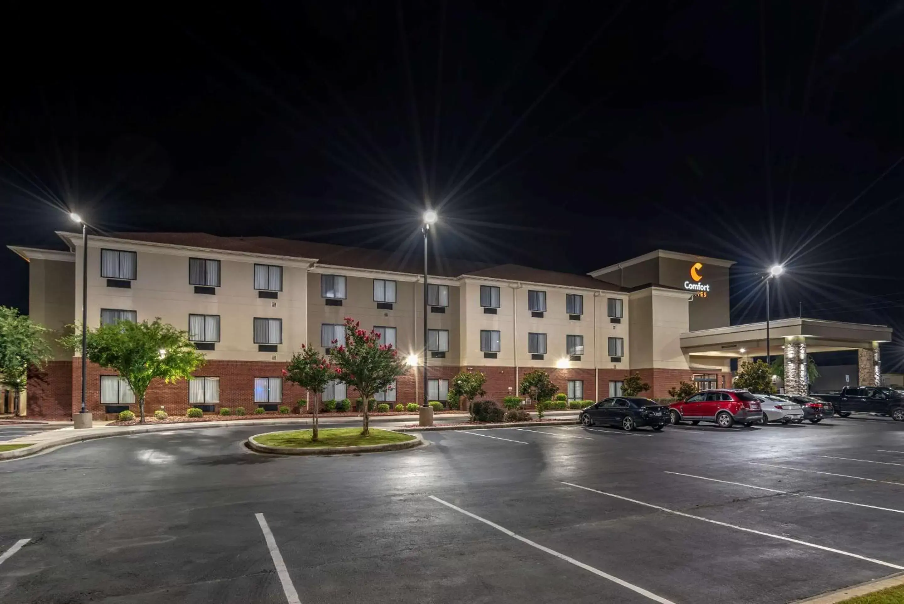 Property Building in Comfort Suites Pell City I-20 exit 158