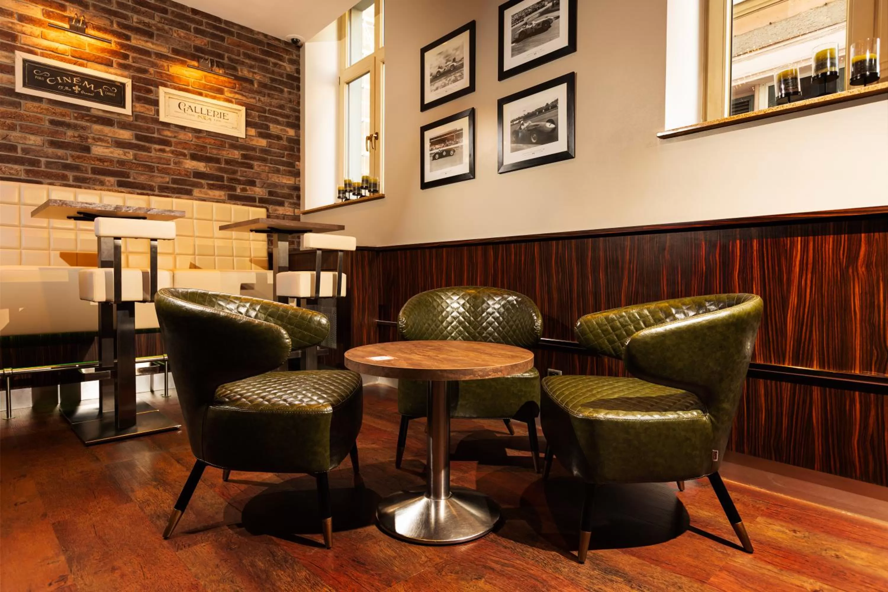 Lounge or bar in Avalon Hotel & Conferences