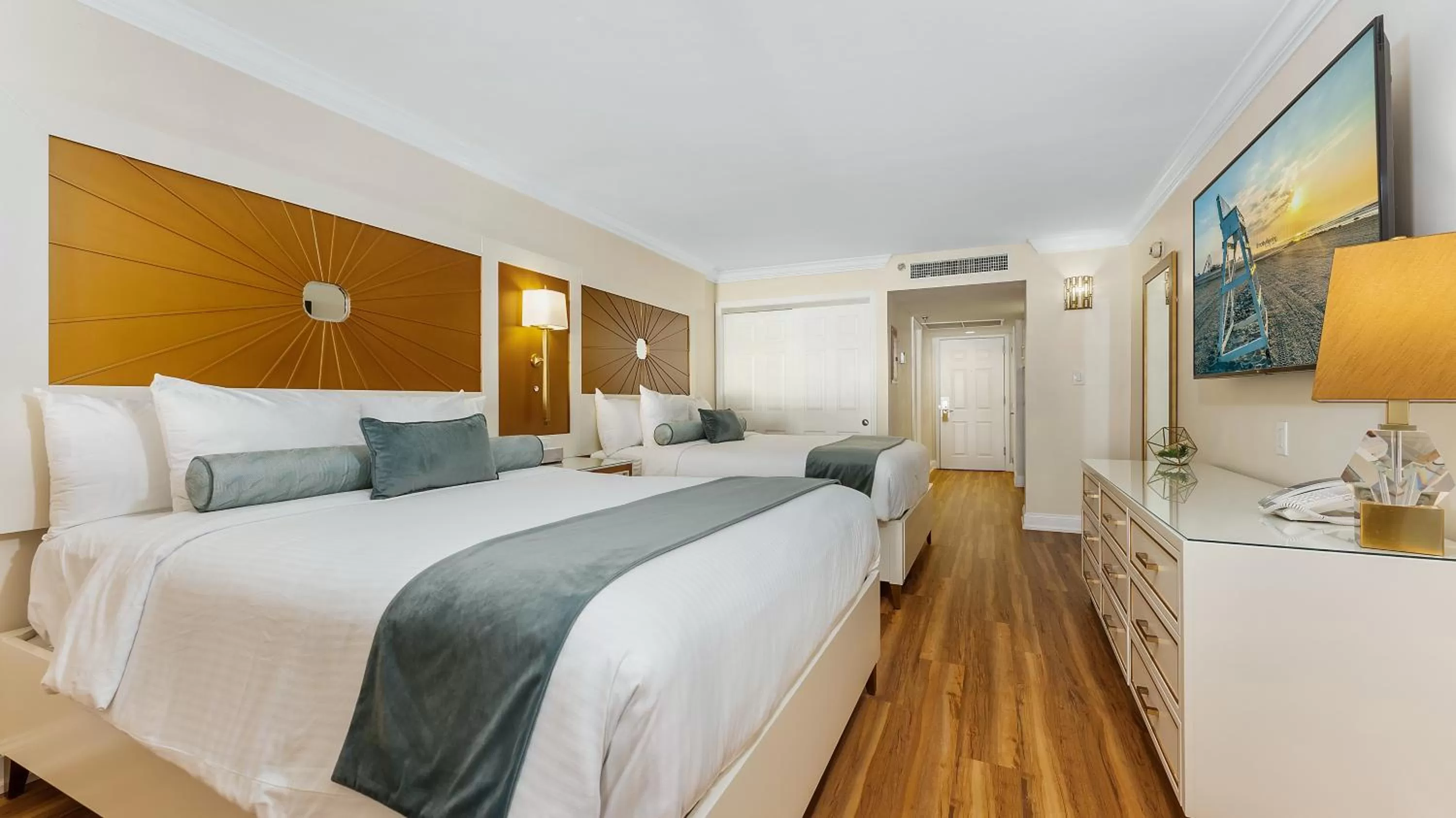 Queen Suite with Two Queen Beds and Ocean View in La Mer Beachfront Resort