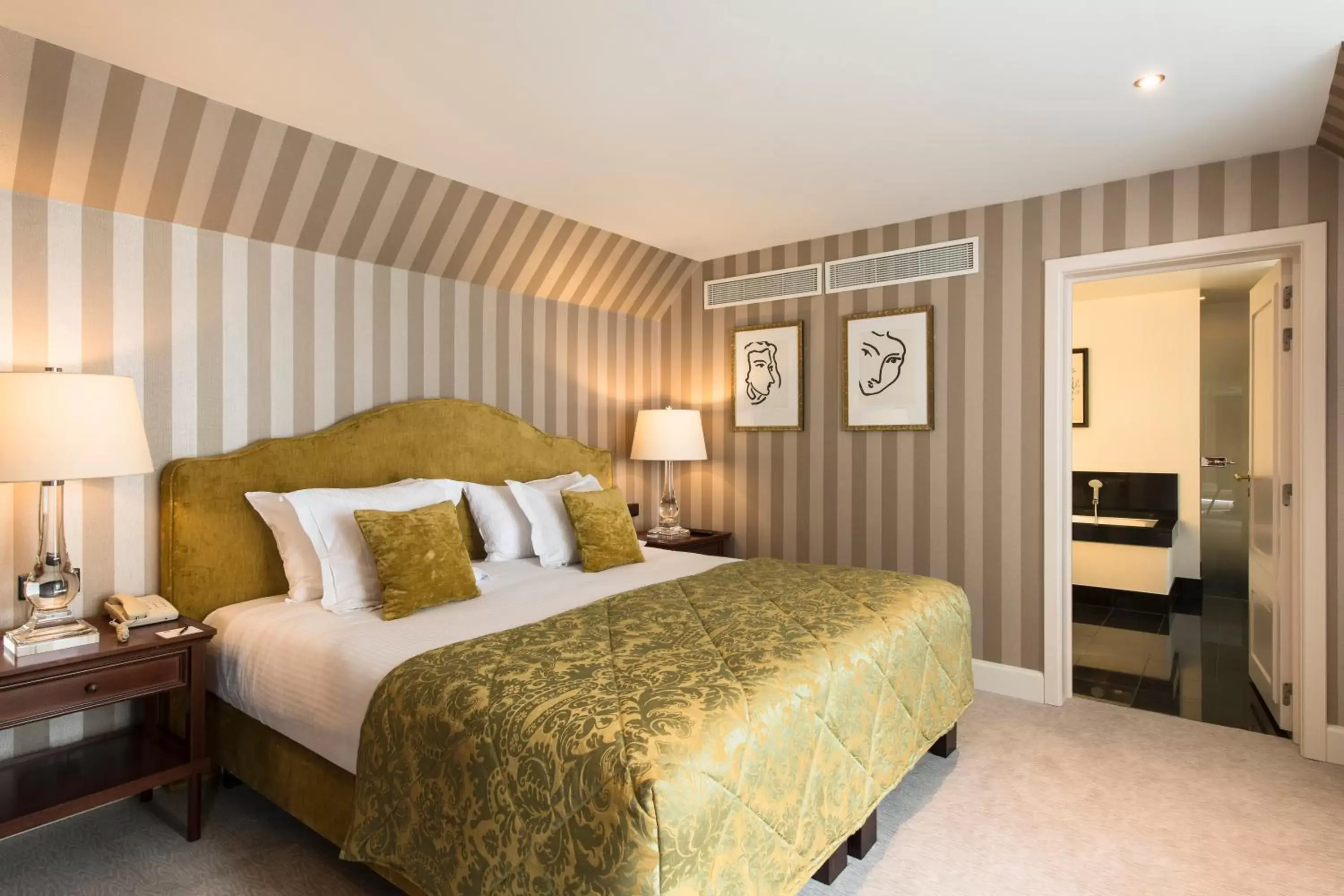 Bedroom, Bed in Dukes' Palace Brugge - by Dukes' Hotel Collection Bedroom, Bed in Dukes' Palace Brugge - by Dukes' Hotel Collection