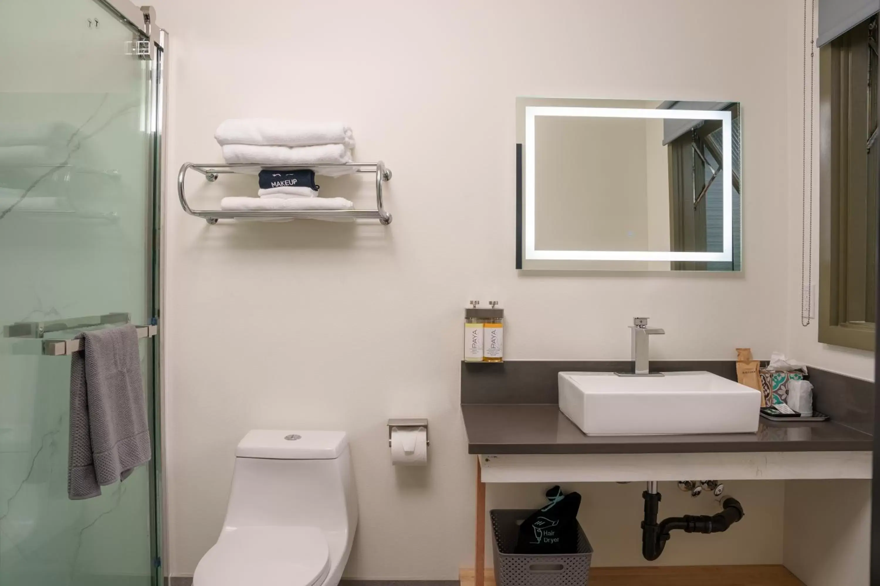 Shower, Bathroom in The Inn at 515 15th