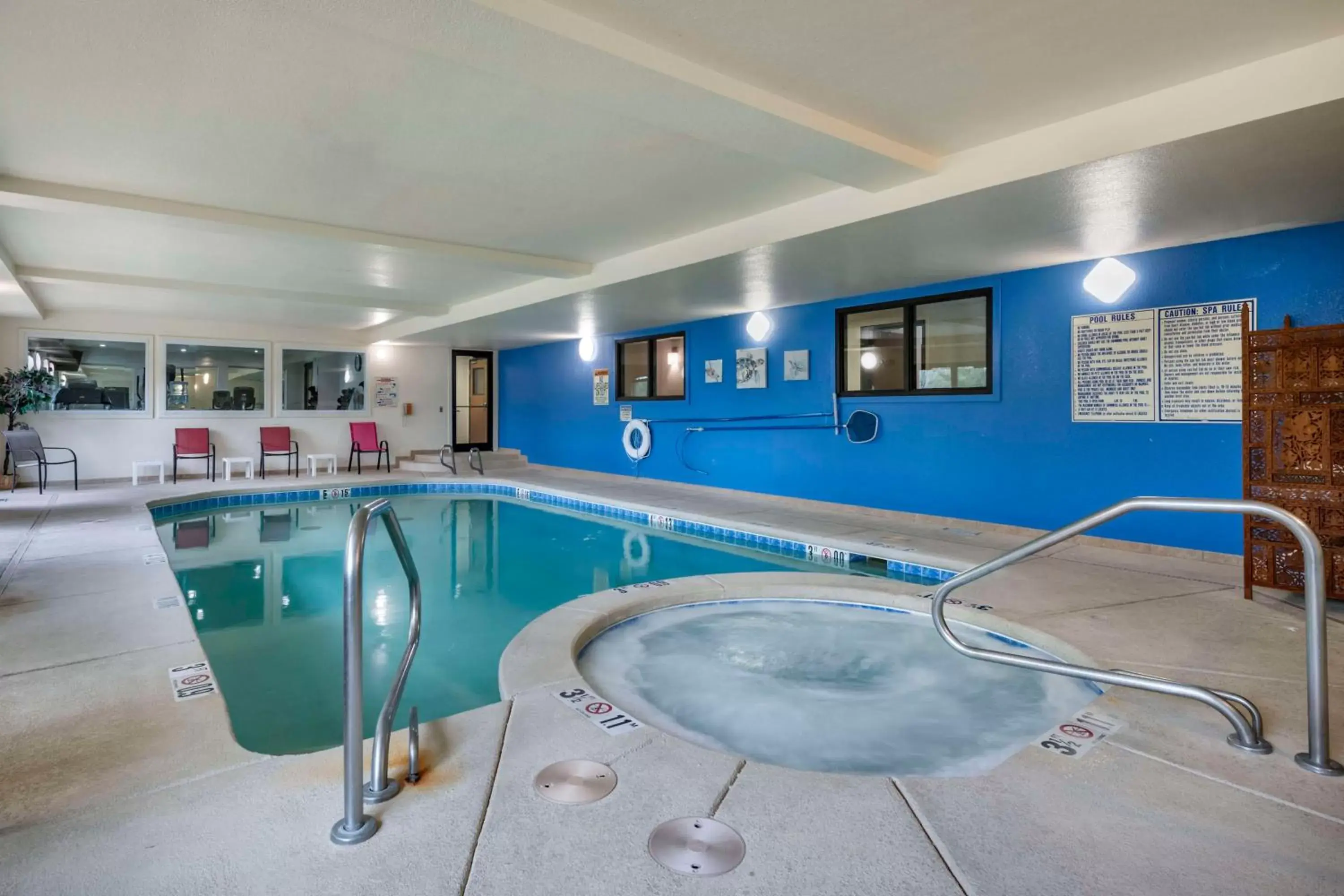 Pool view, Swimming Pool in SureStay Plus Hotel by Best Western Buffalo