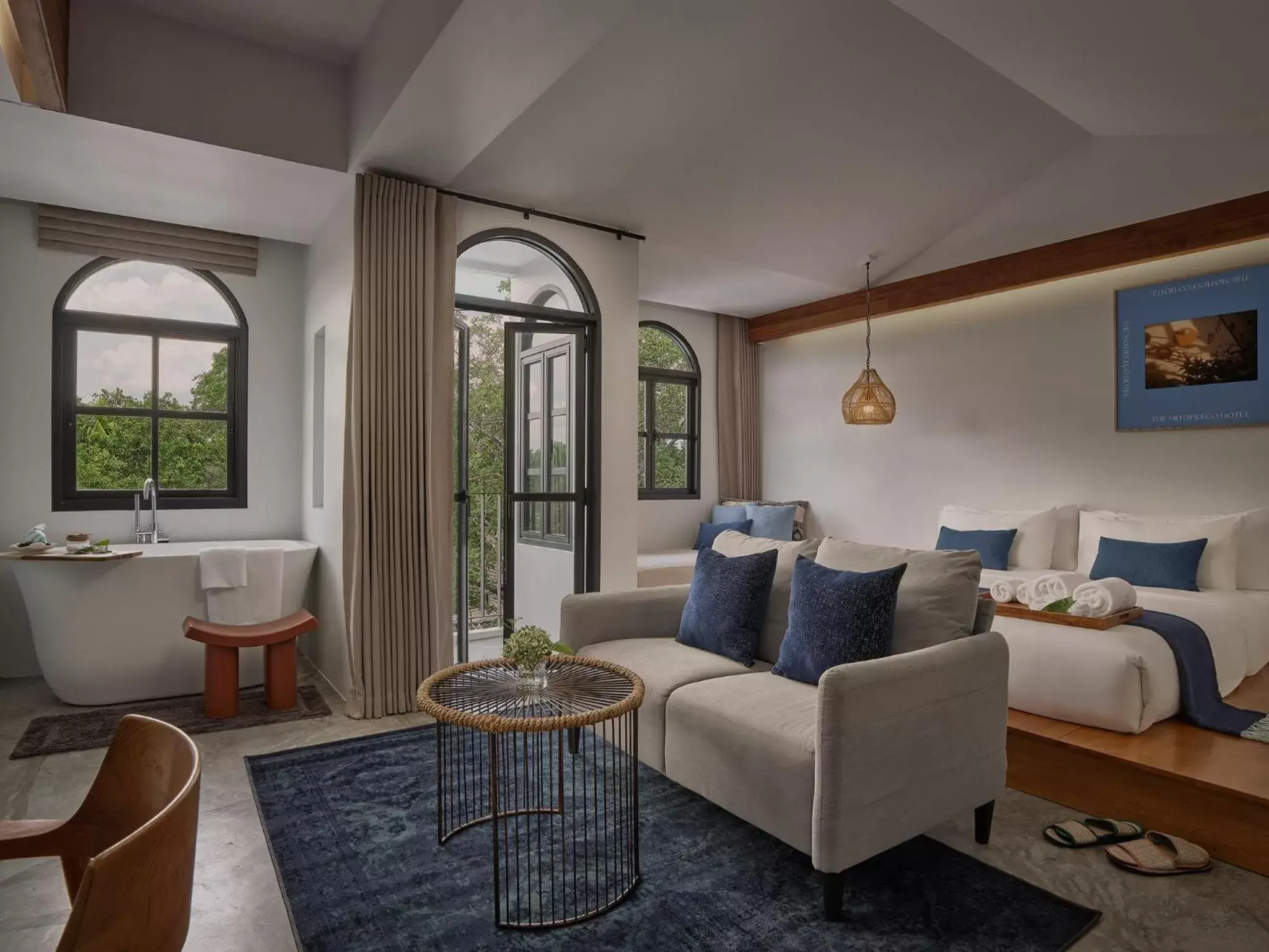 Deluxe Suite with Spa Bath in The Motifs Eco Hotel - SHA Extra Plus Deluxe Suite with Spa Bath in The Motifs Eco Hotel - SHA Extra Plus