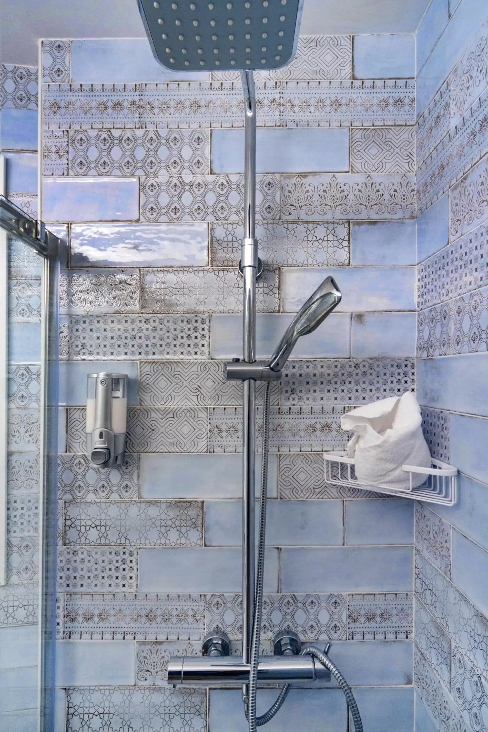 Shower, Bathroom in NR Mirador del Castillo