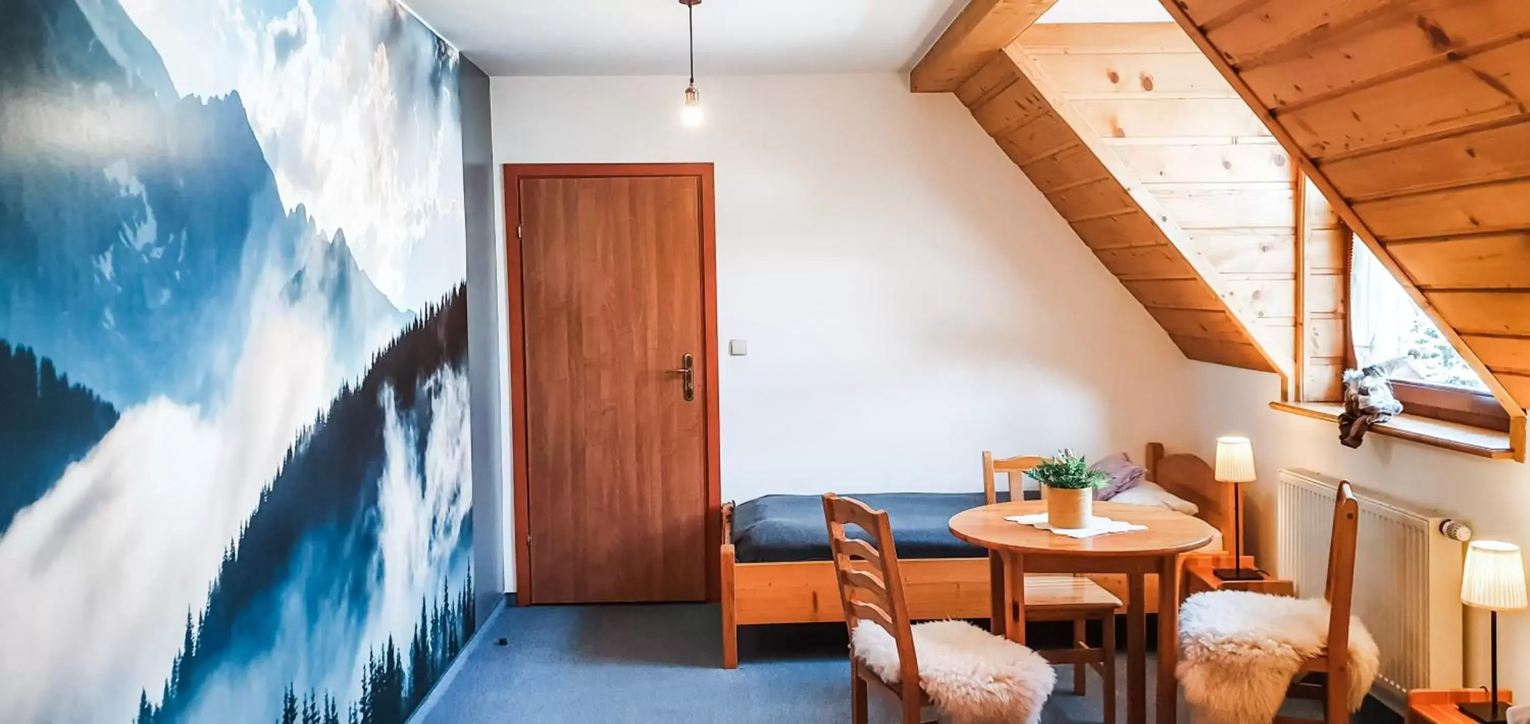 Quadruple Room - single occupancy in Zakopane Stop Quadruple Room - single occupancy in Zakopane Stop