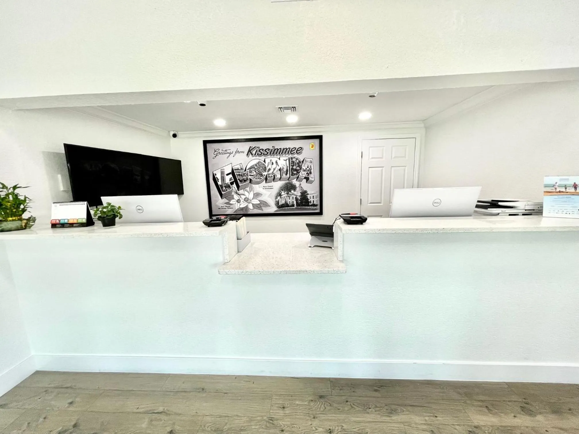 Lobby or reception in Super 8 by Wyndham Kissimmee-Orlando