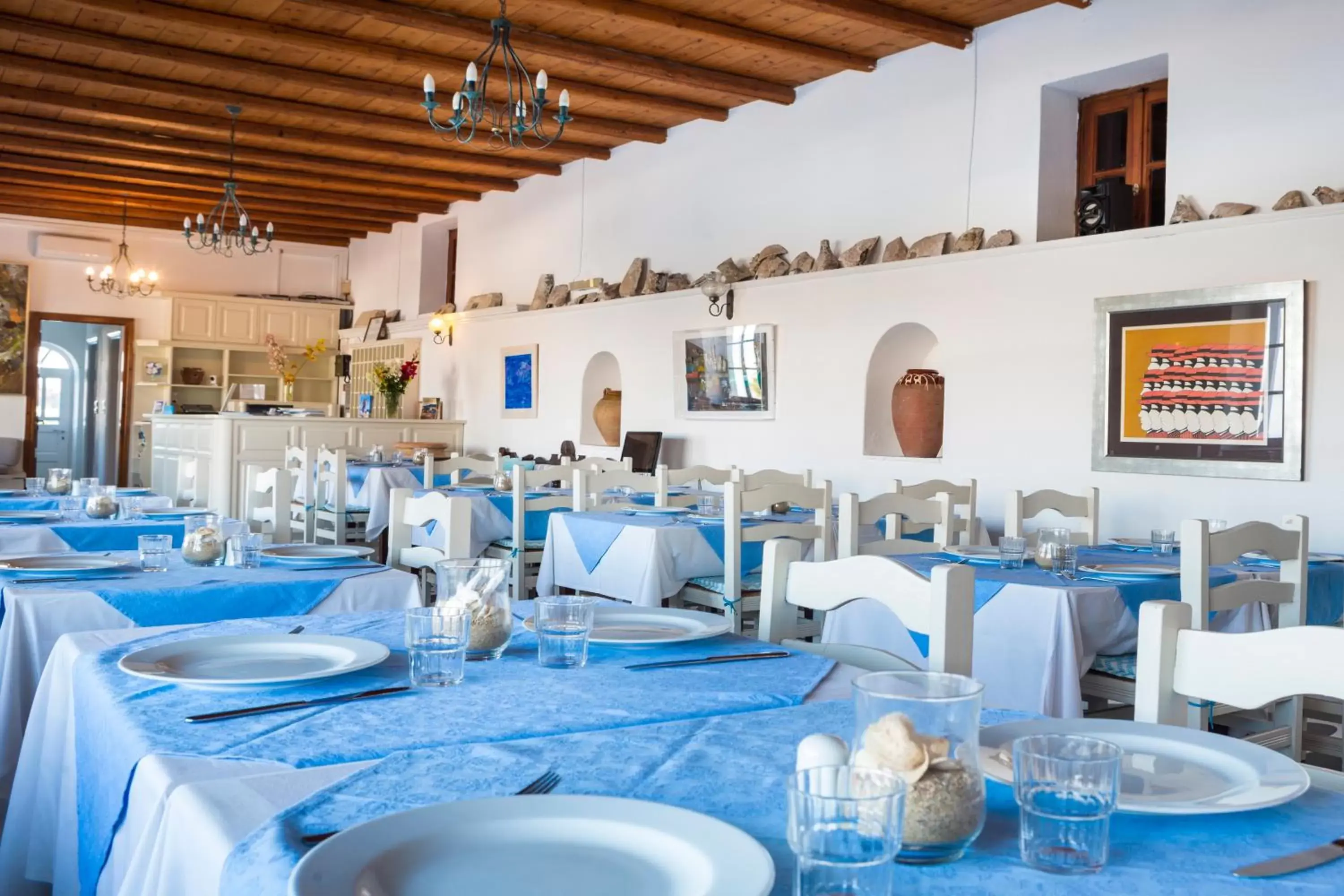 Restaurant/places to eat in Mykonos Beach Hotel Restaurant/places to eat in Mykonos Beach Hotel