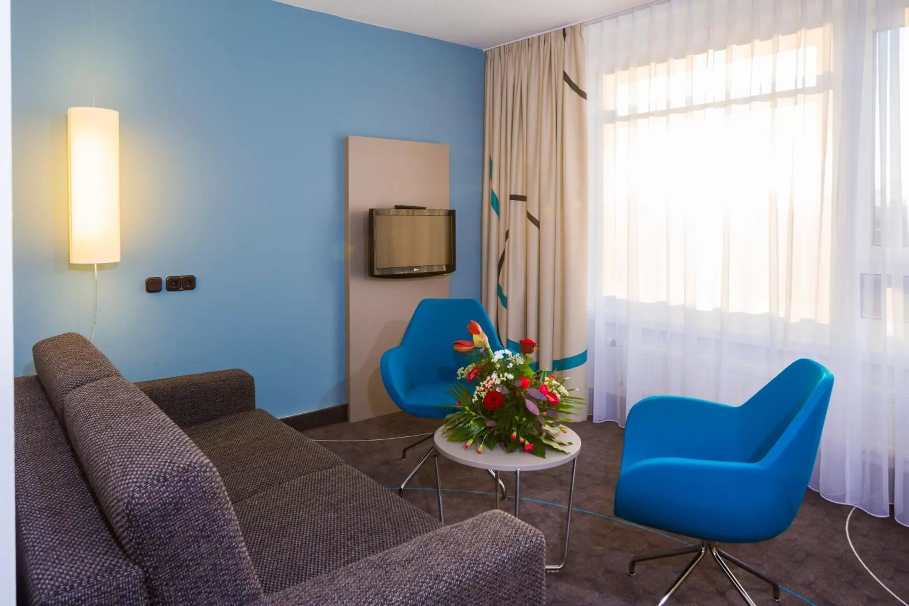 Living room, Seating Area in Hotel Am Terrassenufer