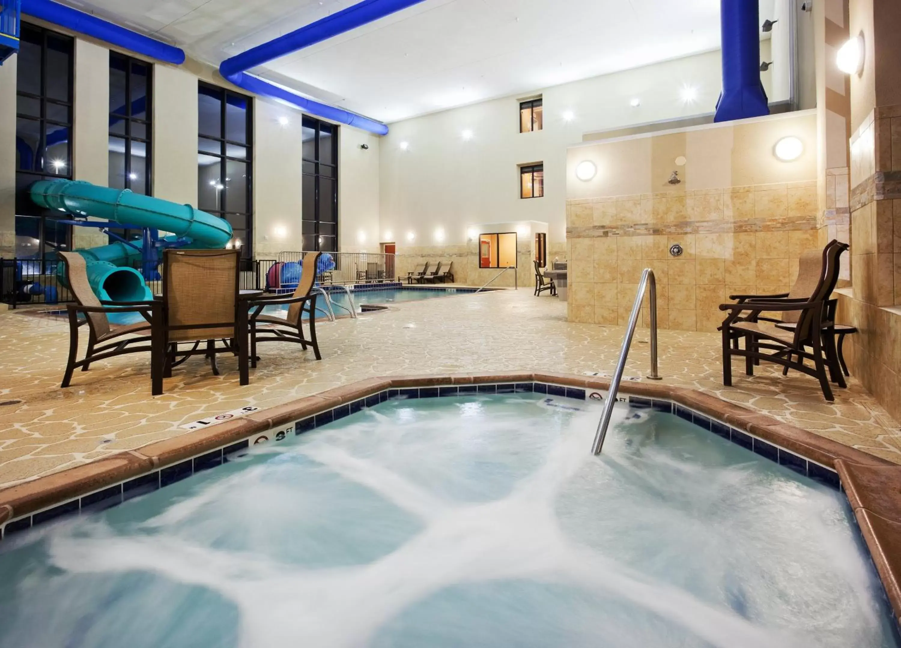 Swimming Pool in Holiday Inn Express and Suites Great Falls, an IHG Hotel