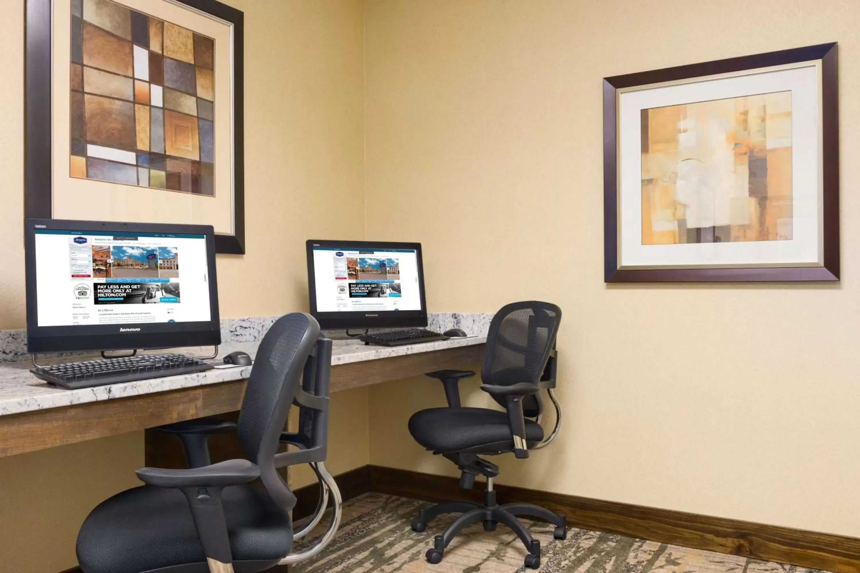 Business facilities, Business Area/Conference Room in Hampton Inn Spearfish