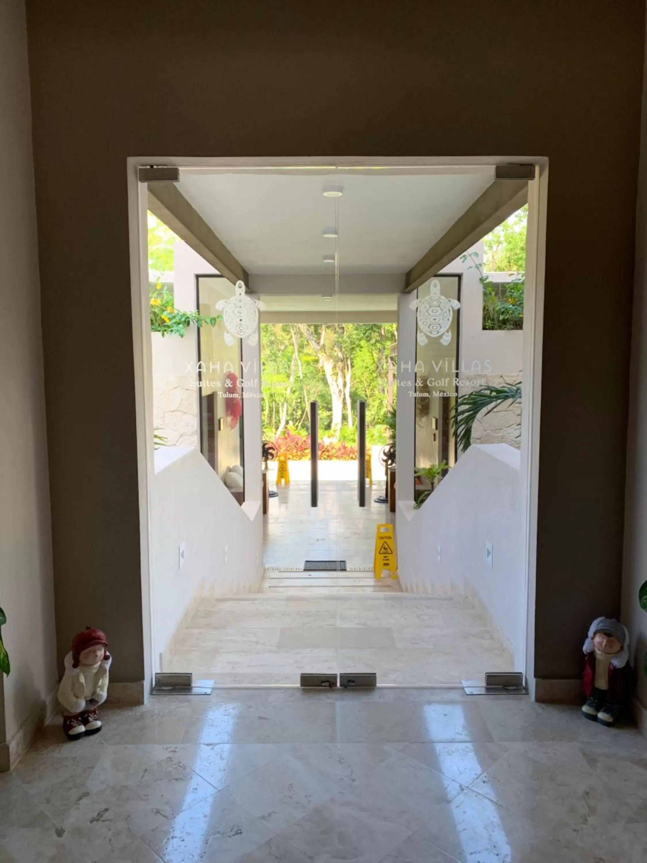 Facade/entrance in Xaha Villas Suites & Golf Resort