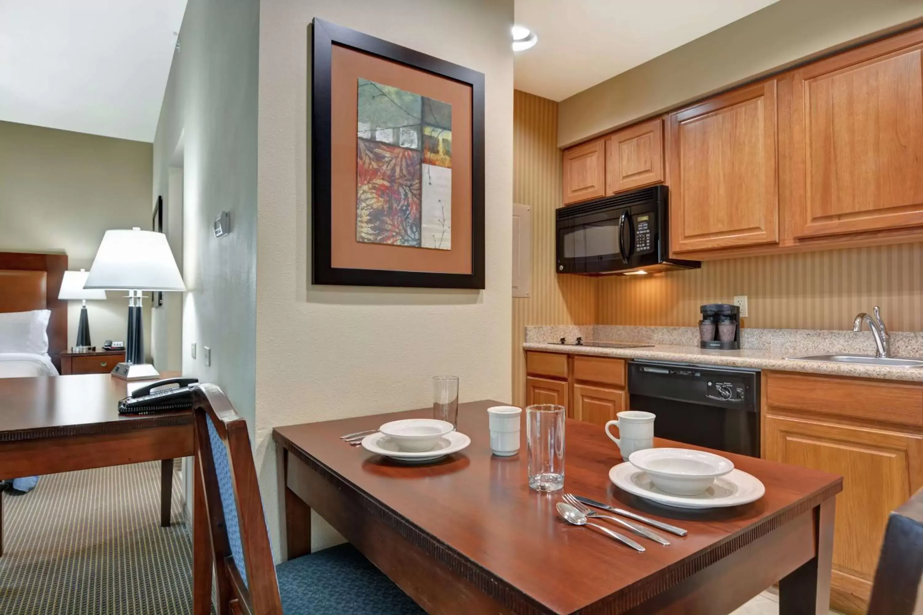 Kitchen or kitchenette, Bathroom in Homewood Suites by Hilton Fayetteville