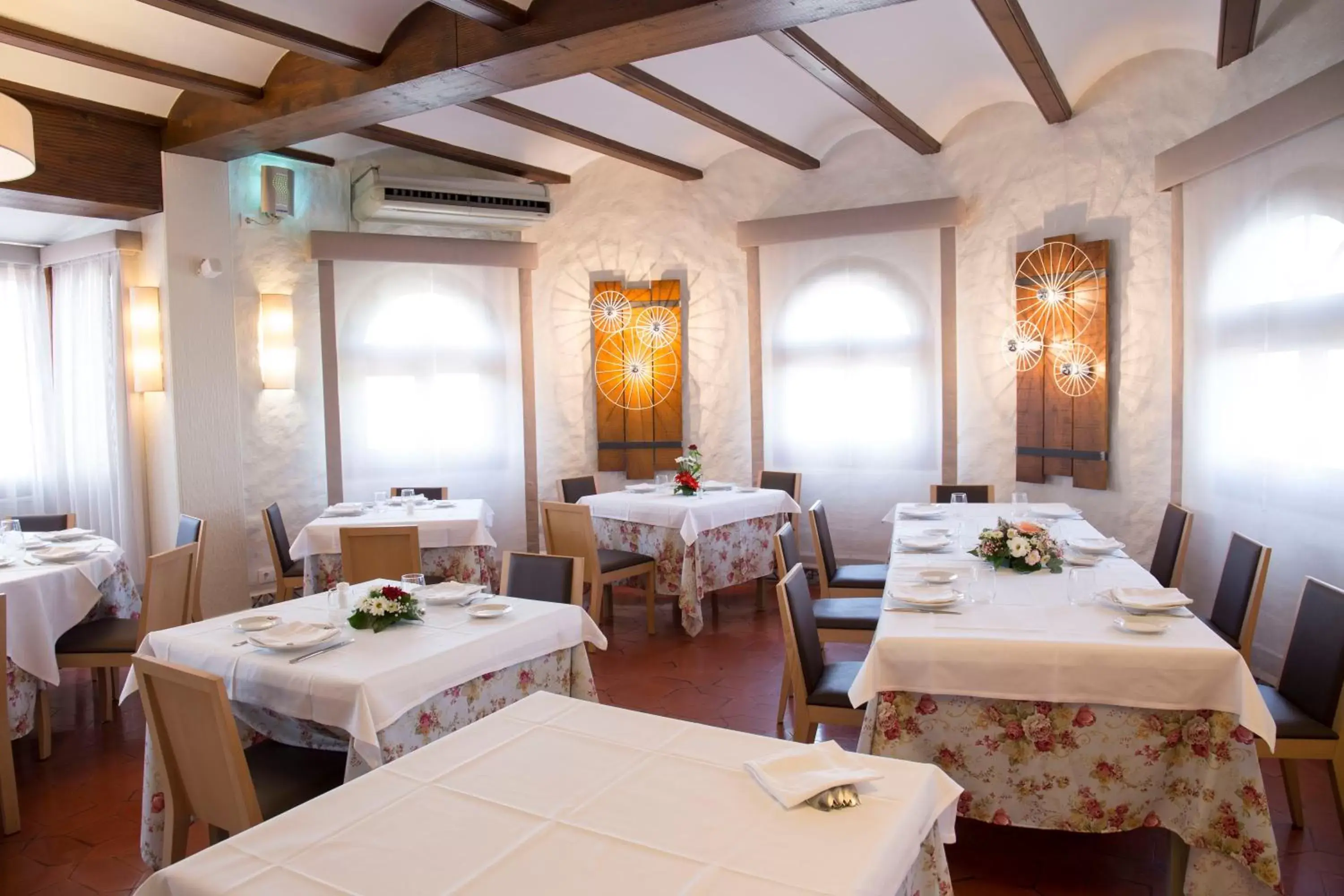 Restaurant/Places to Eat in Hotel La Carreta