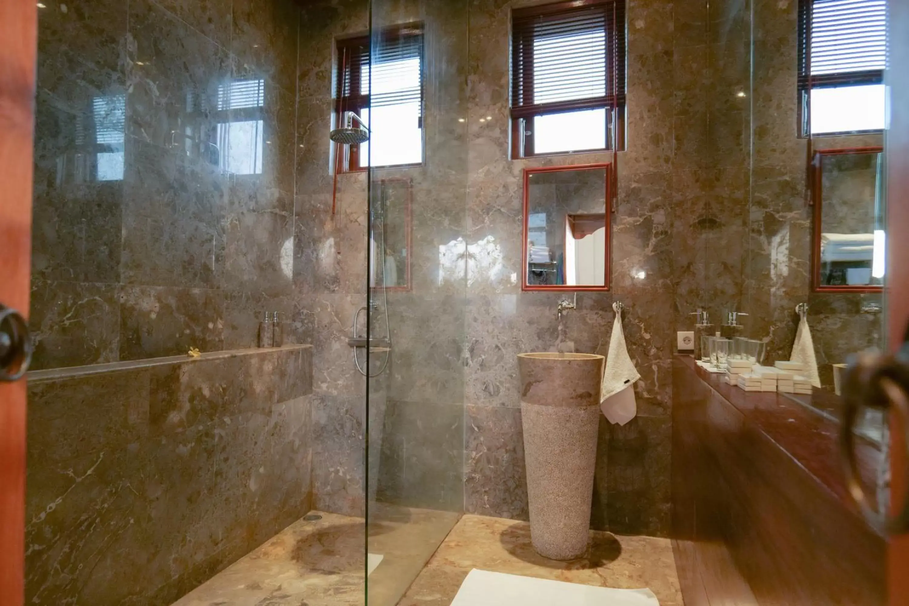 Shower, Bathroom in Gayatri