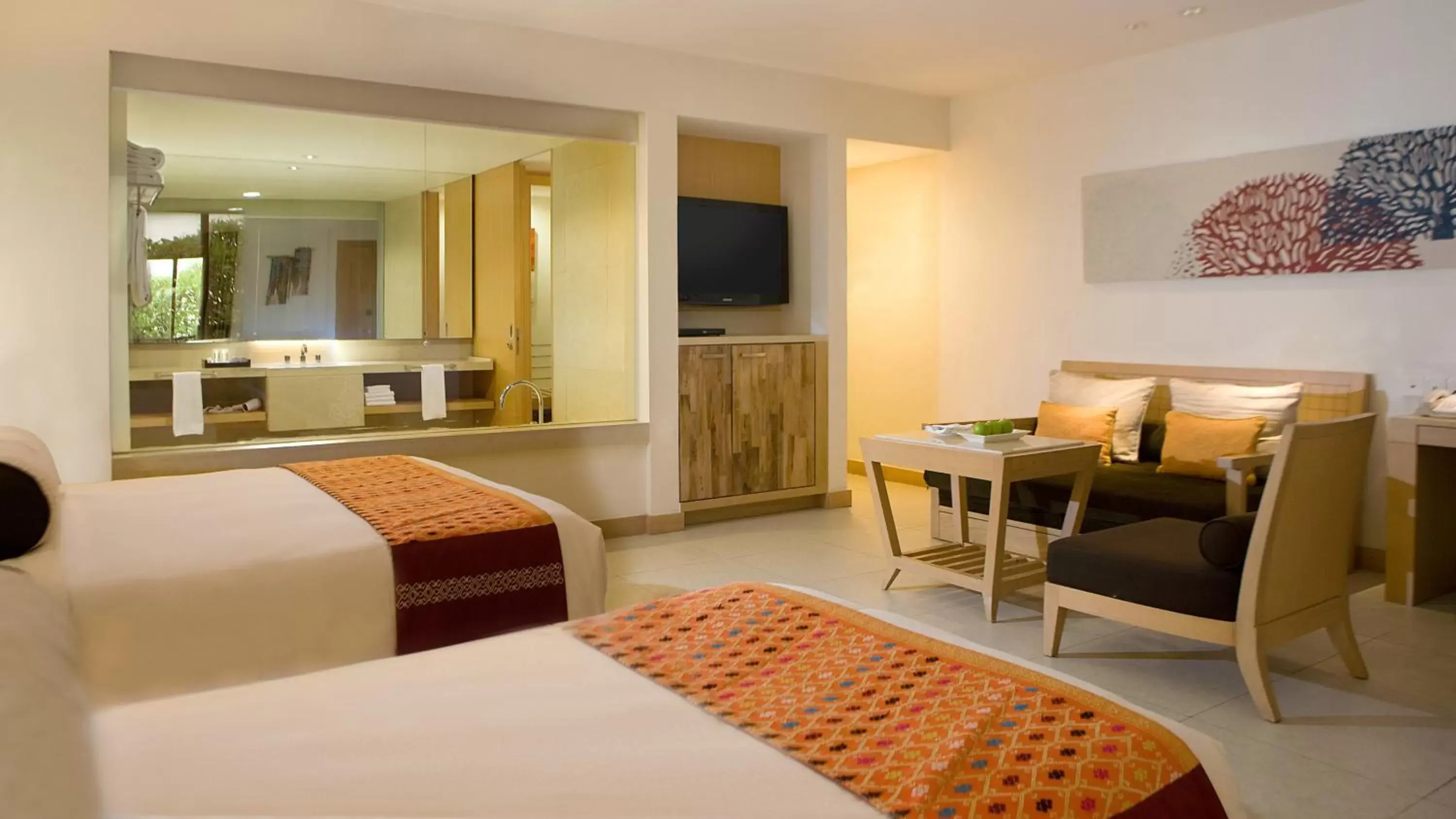 Bedroom, TV/Entertainment Center in Holiday Inn Resort Baruna Bali, an IHG Hotel - CHSE Certified