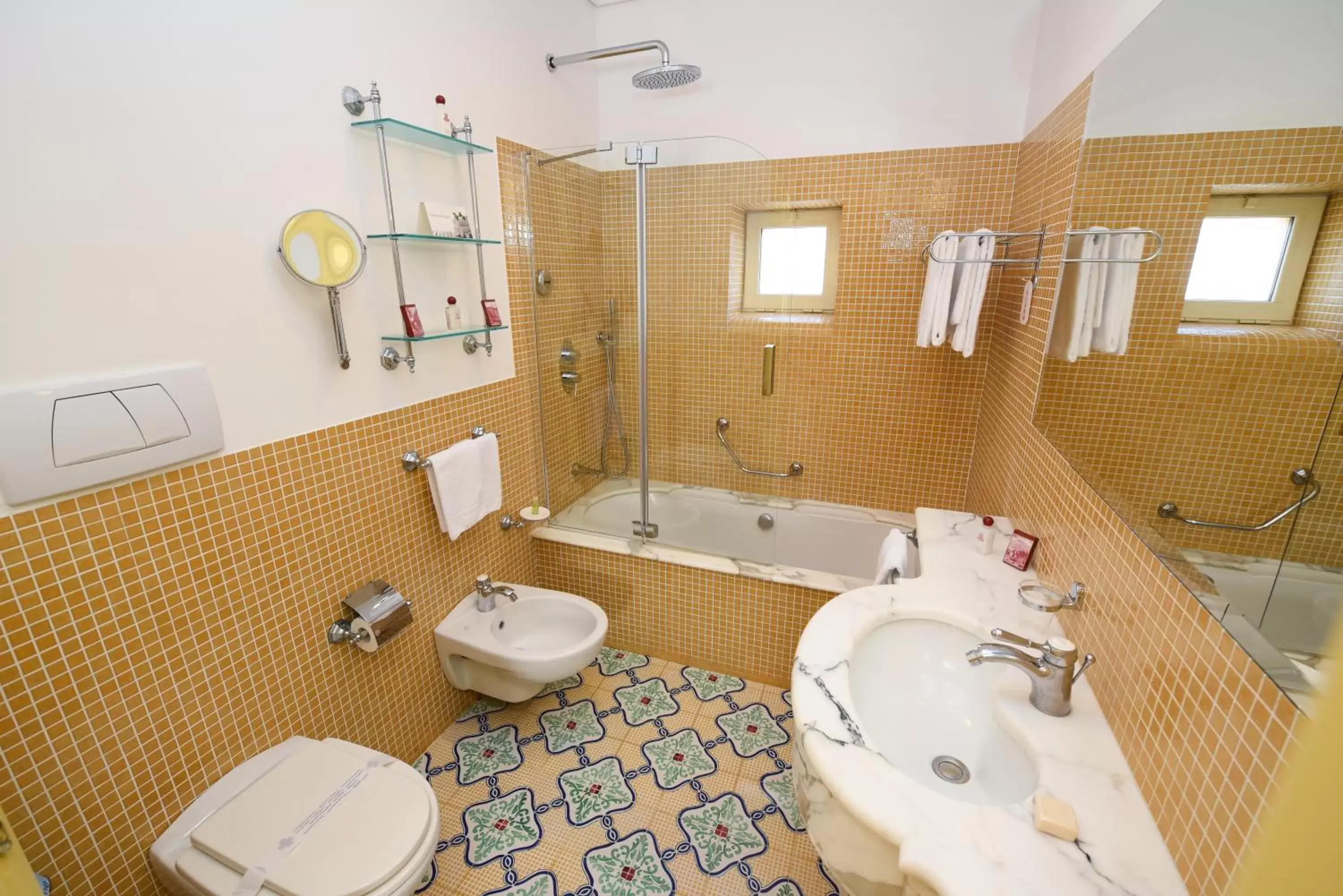 Bathroom in Hotel Antiche Mura