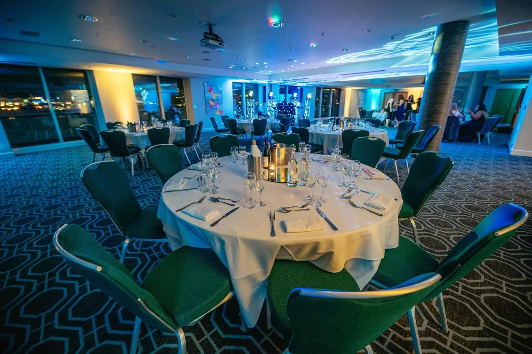 Banquet/Function facilities, Restaurant/Places to Eat in voco St. David's Cardiff, an IHG Hotel