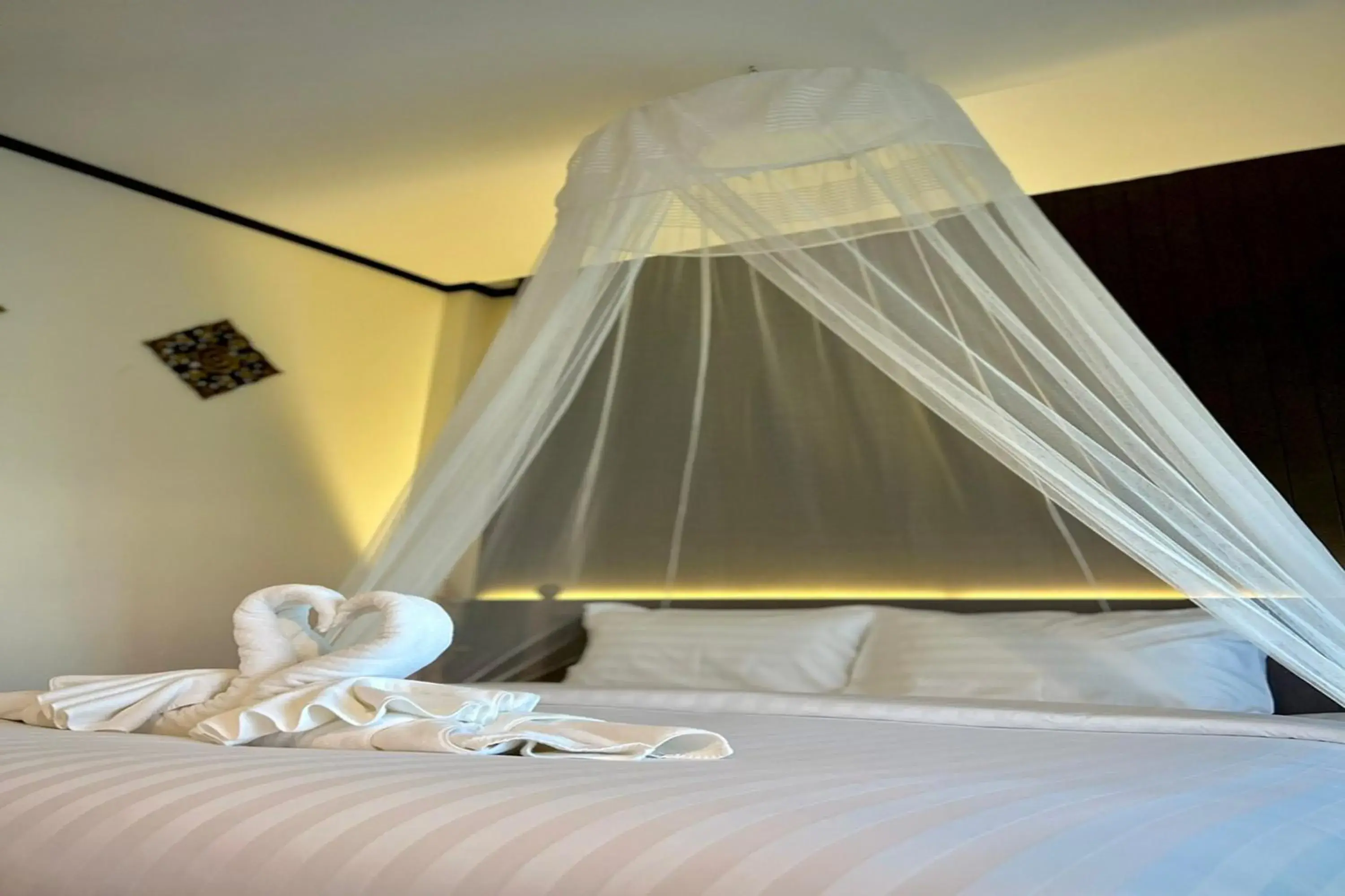Bed in Na Mantra Resort
