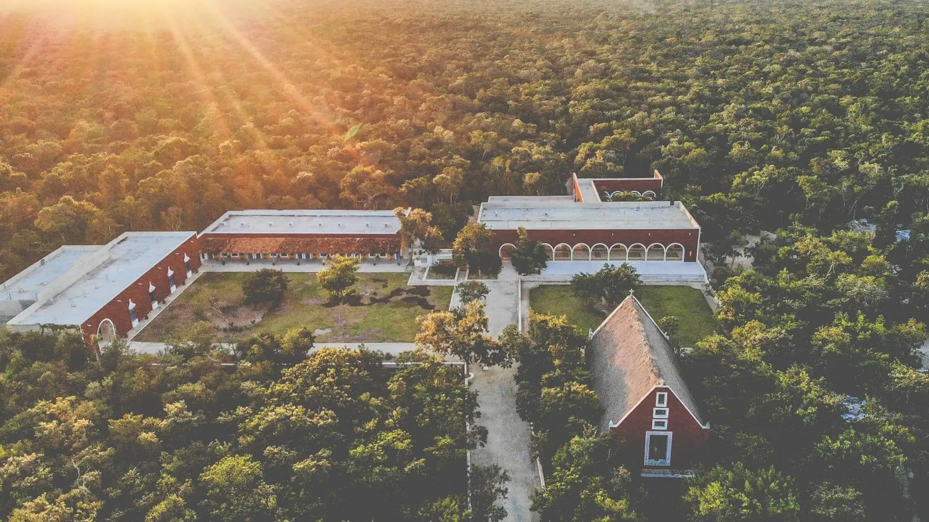 Bird's eye view, Bird's-eye View in Wakax Hacienda - Cenote & Boutique Hotel