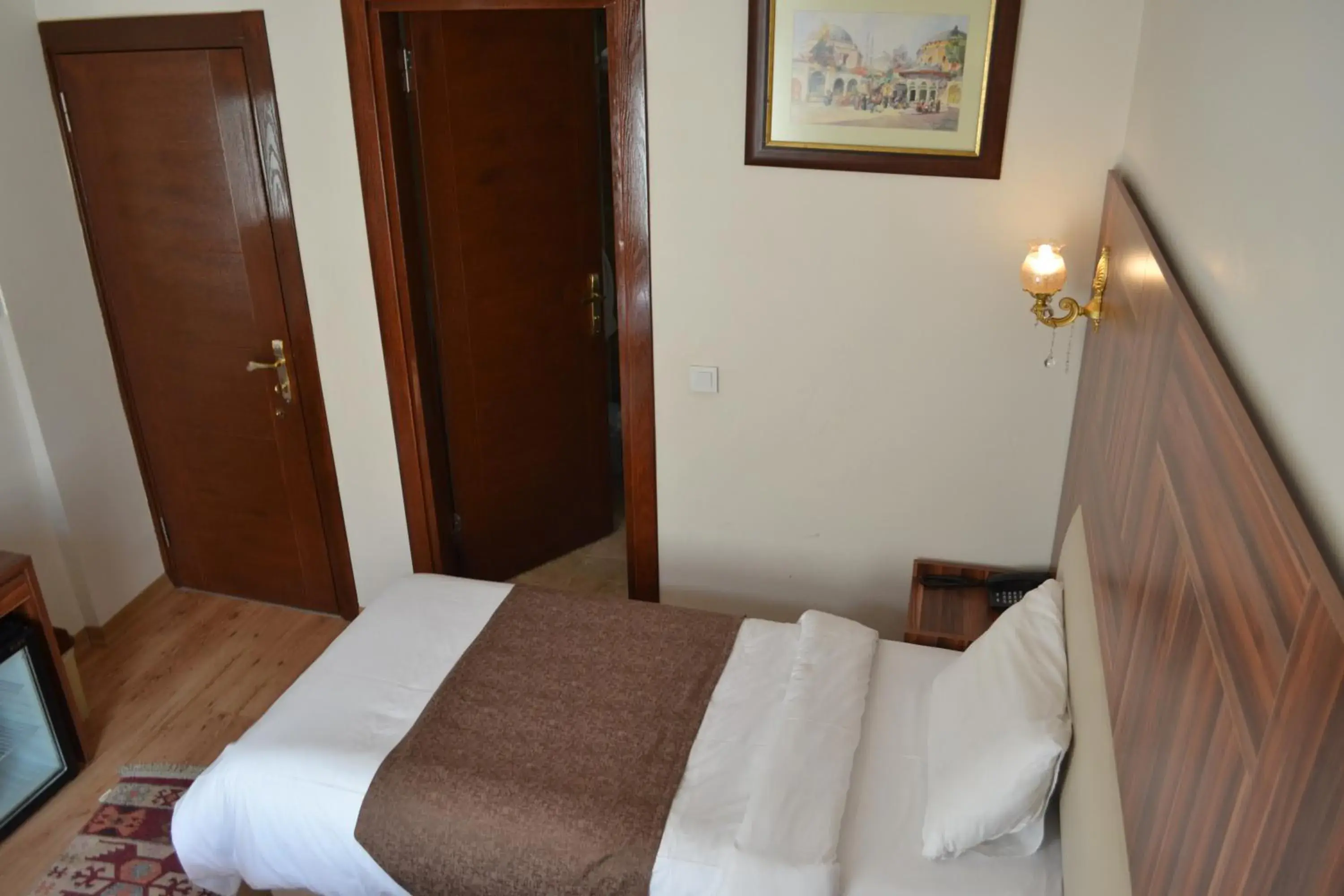Bedroom, Bed in New Fatih Hotel