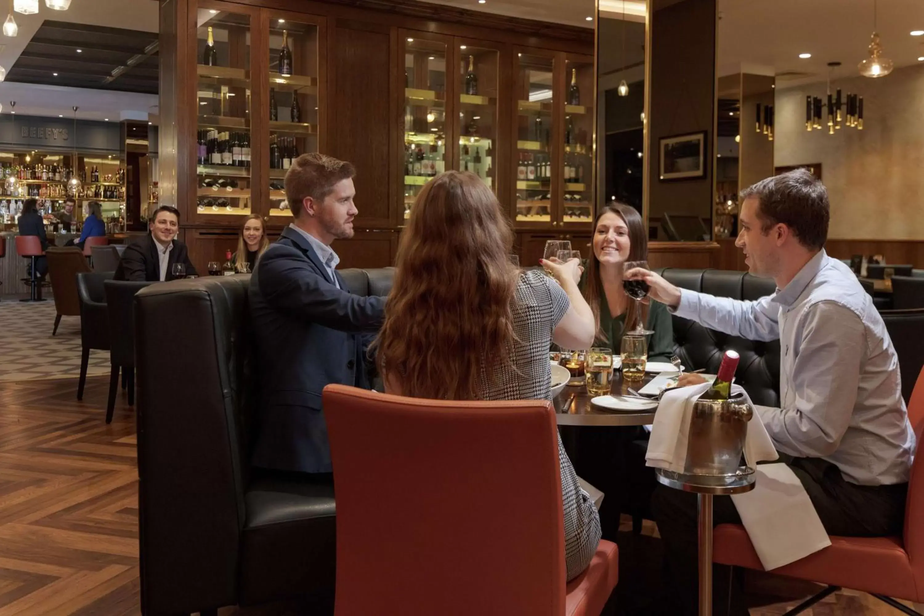 Lounge or bar in Hilton Southampton - Utilita Bowl Lounge or bar in Hilton Southampton - Utilita Bowl