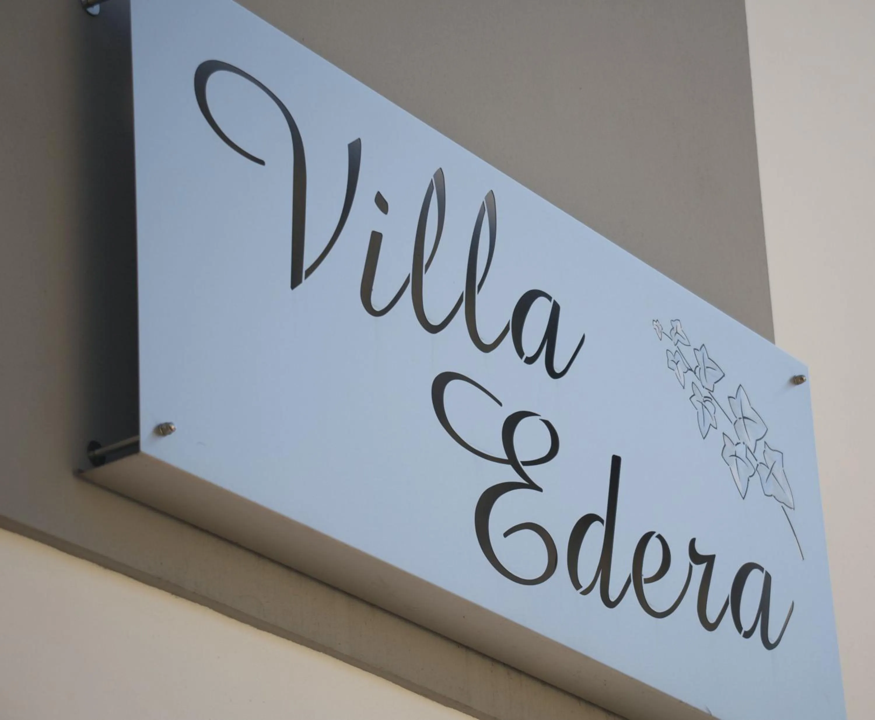 Property logo or sign in Albergo Villa Edera