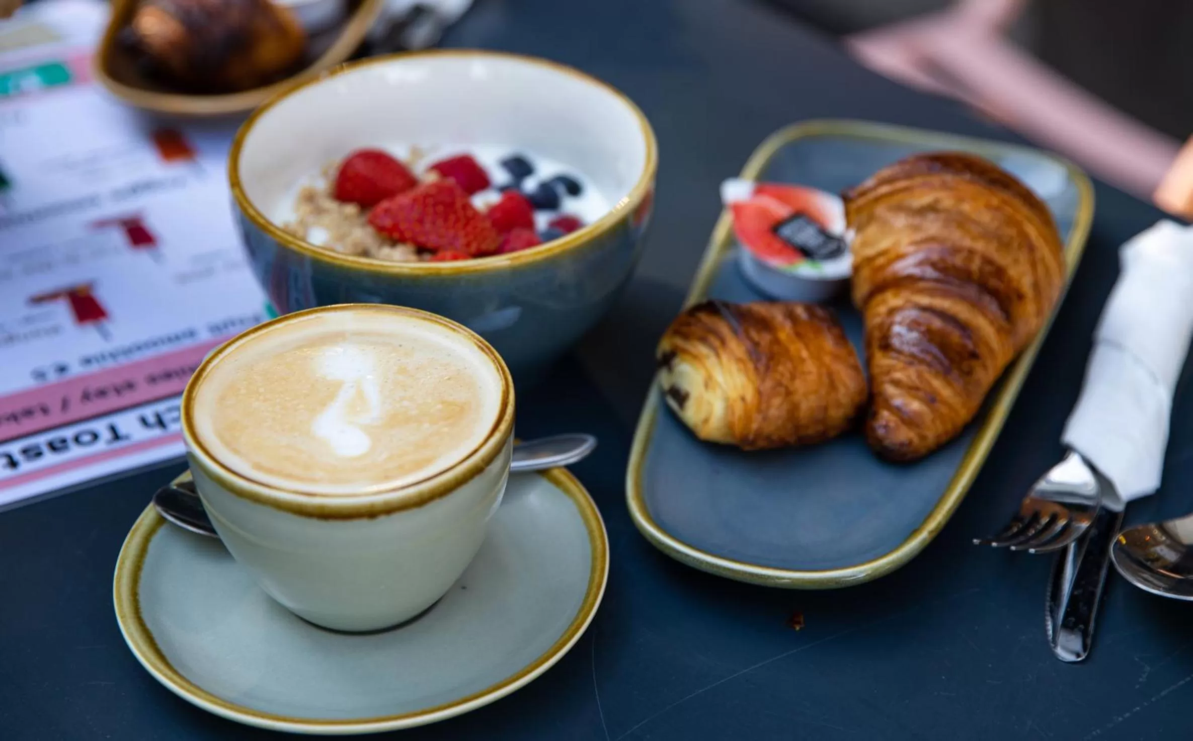 Breakfast in Hotel1875