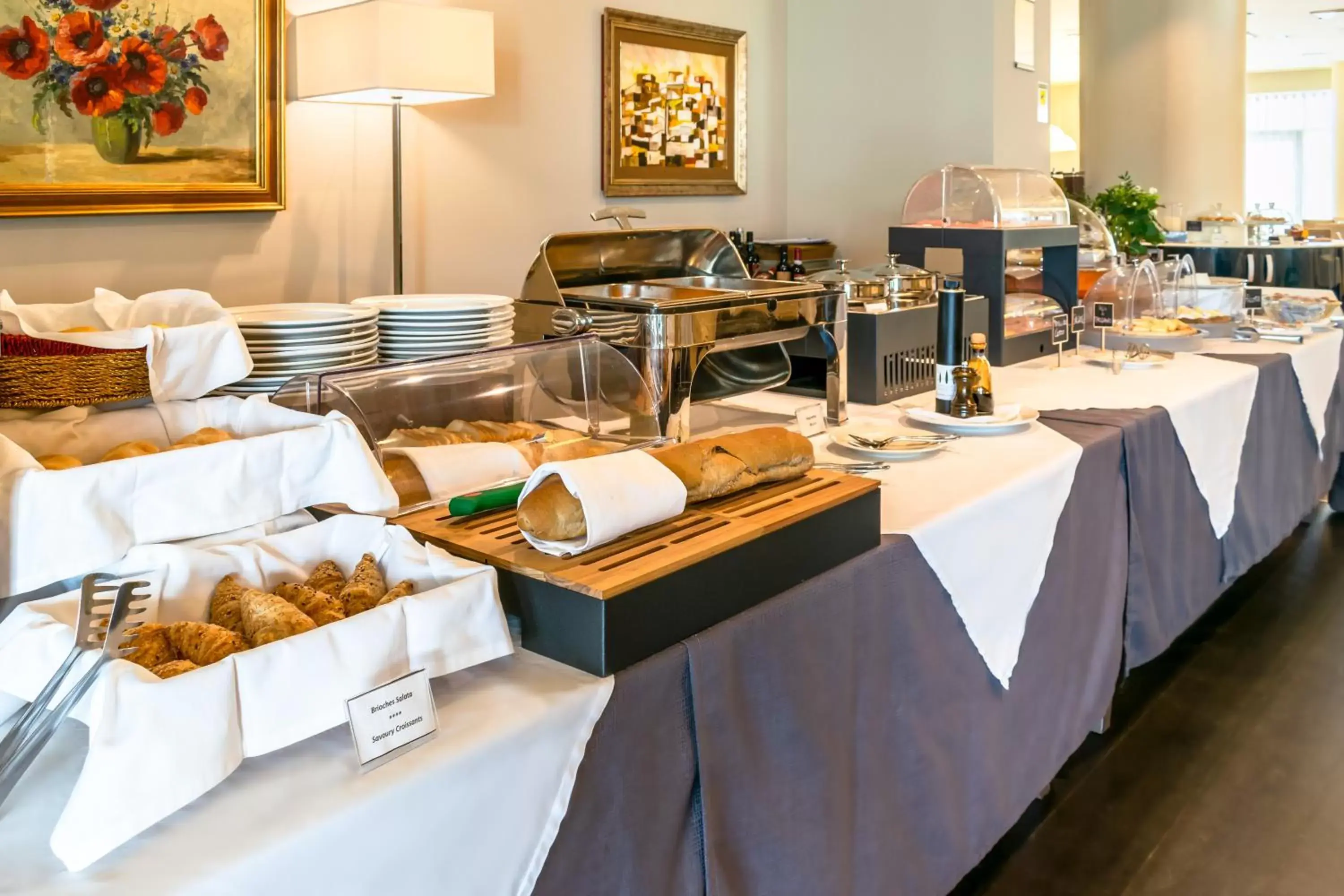 Breakfast, Food in Grand Hotel Mattei