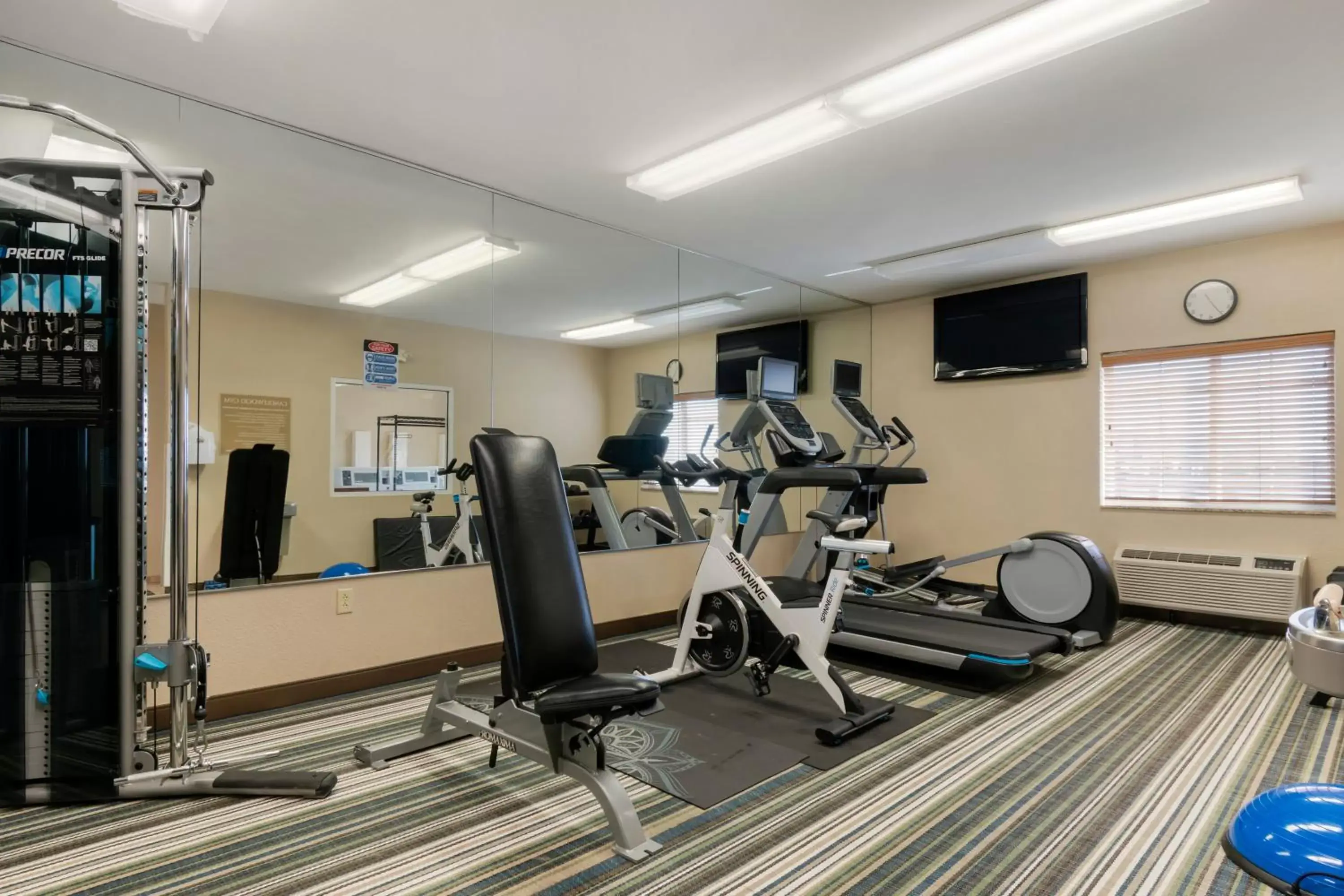 Spa and wellness centre/facilities, Fitness Center/Facilities in Candlewood Suites Reading, an IHG Hotel