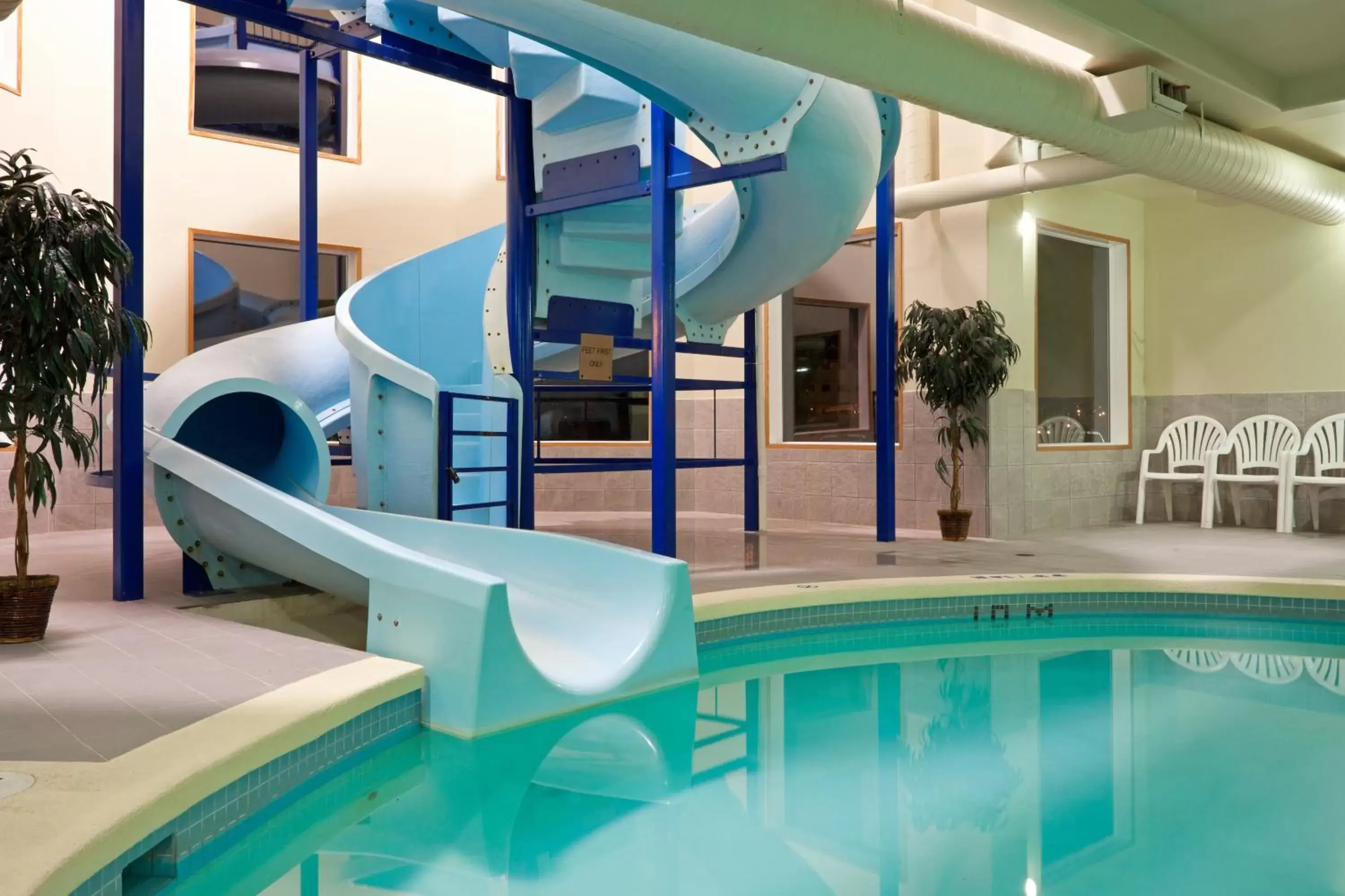 Swimming pool, Water Park in Holiday Inn Hotel & Suites Regina, an IHG Hotel