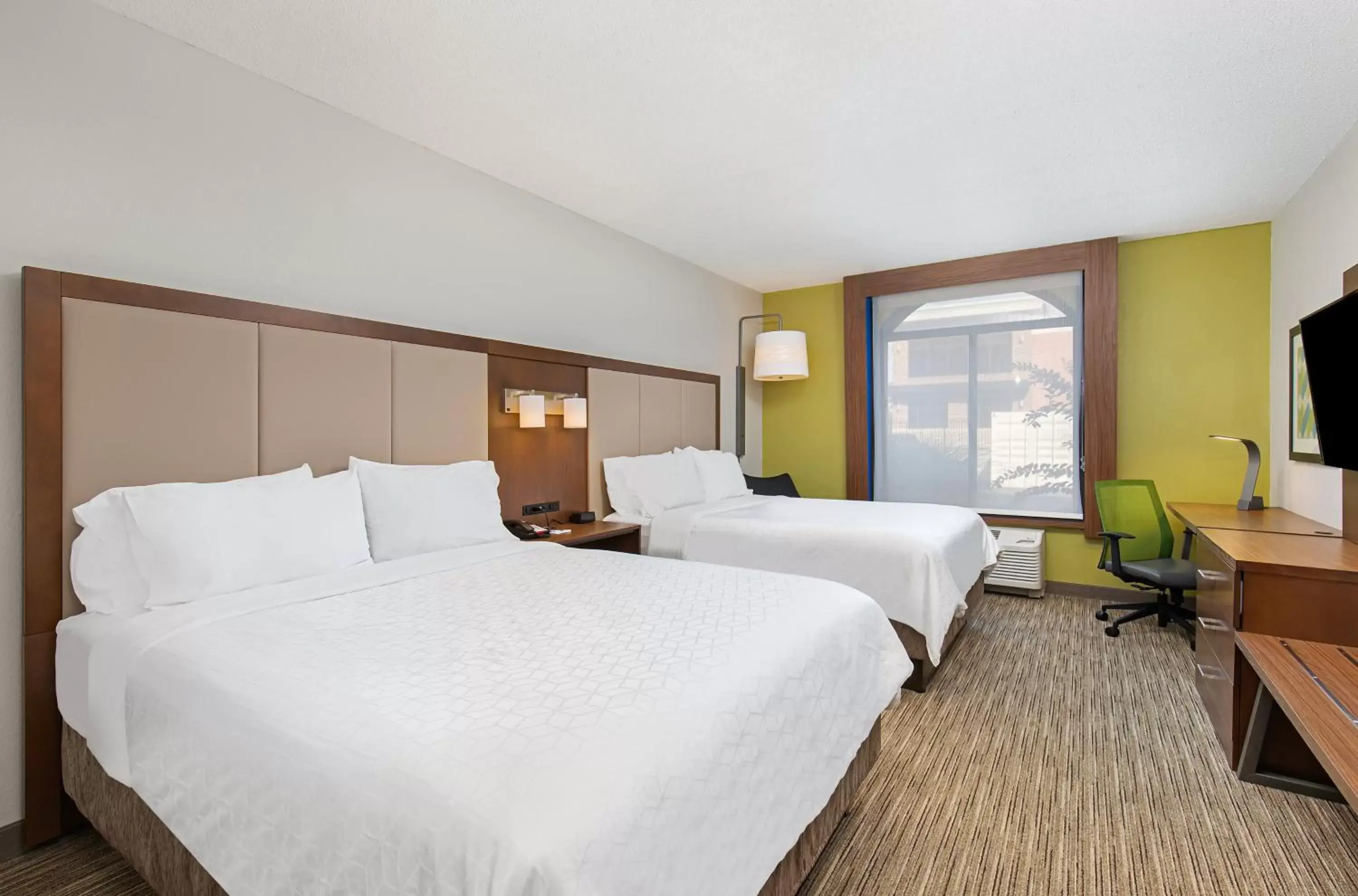 Photo of the whole room, Bed in Holiday Inn Express Hotel & Suites Mount Juliet - Nashville Area, an IHG Hotel