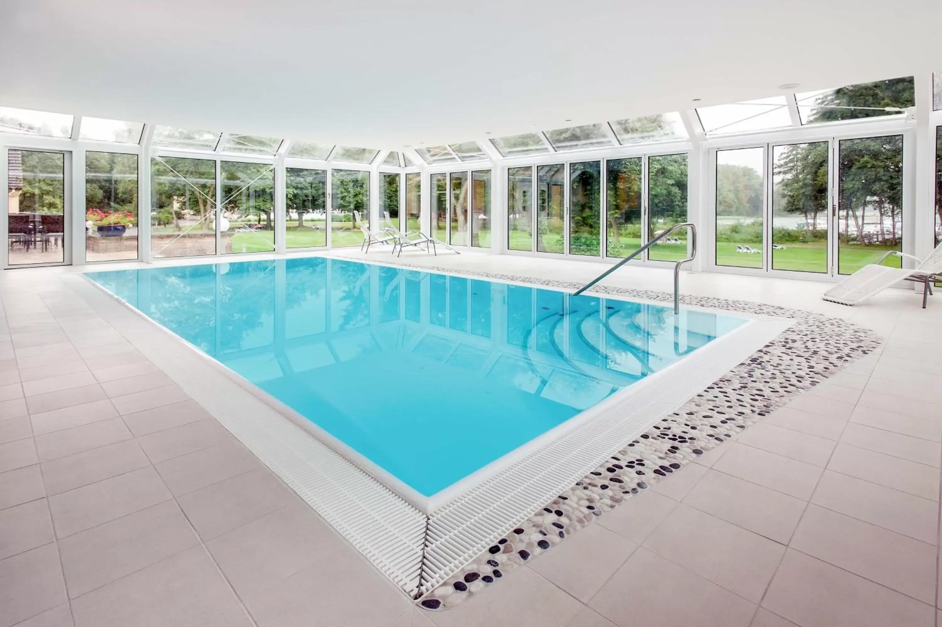 Swimming Pool in Seehotel Frankenhorst - BW Signature Collection