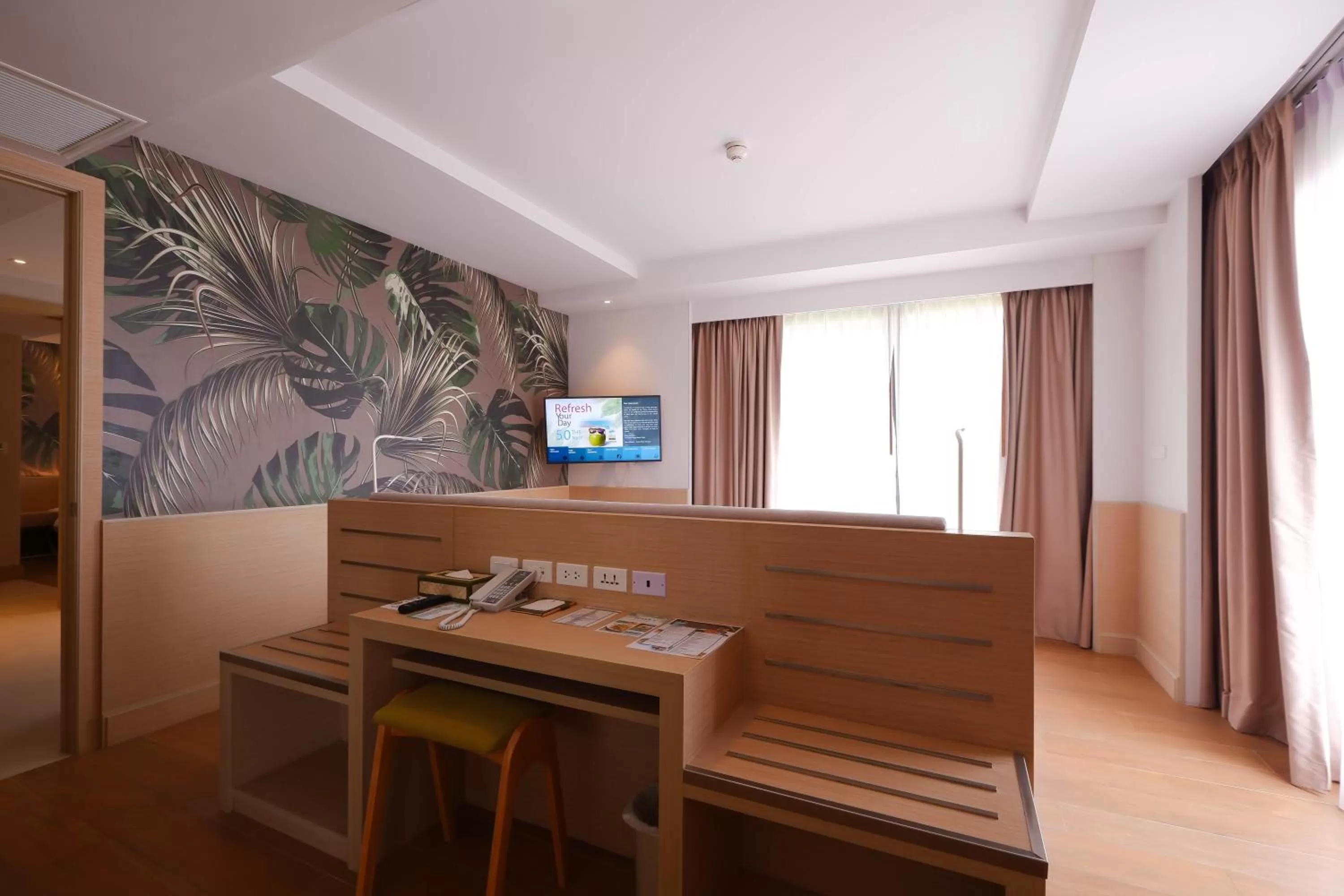 Communal lounge/ TV room in Panan Krabi Resort