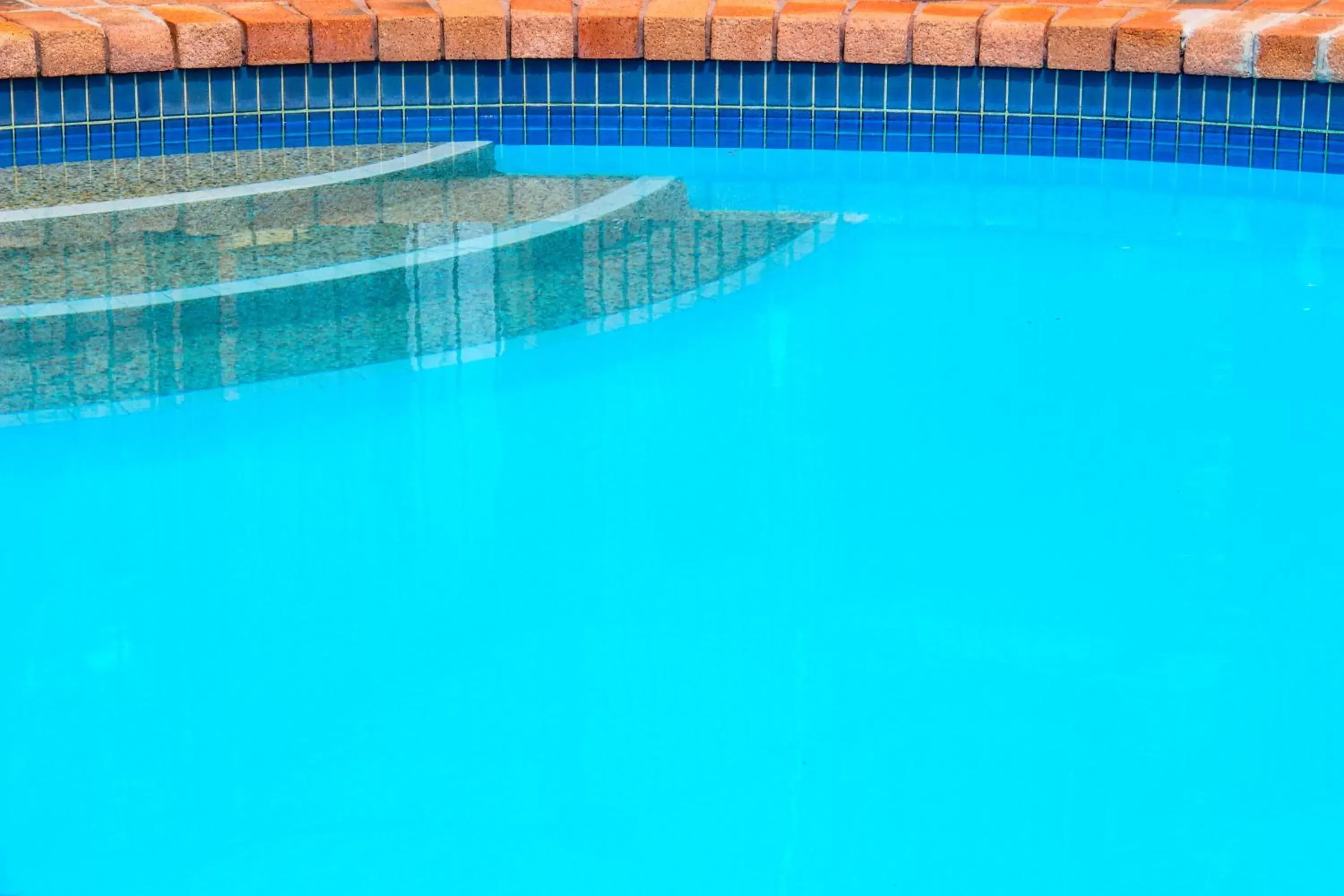 Swimming Pool in Crescent Motel Taree