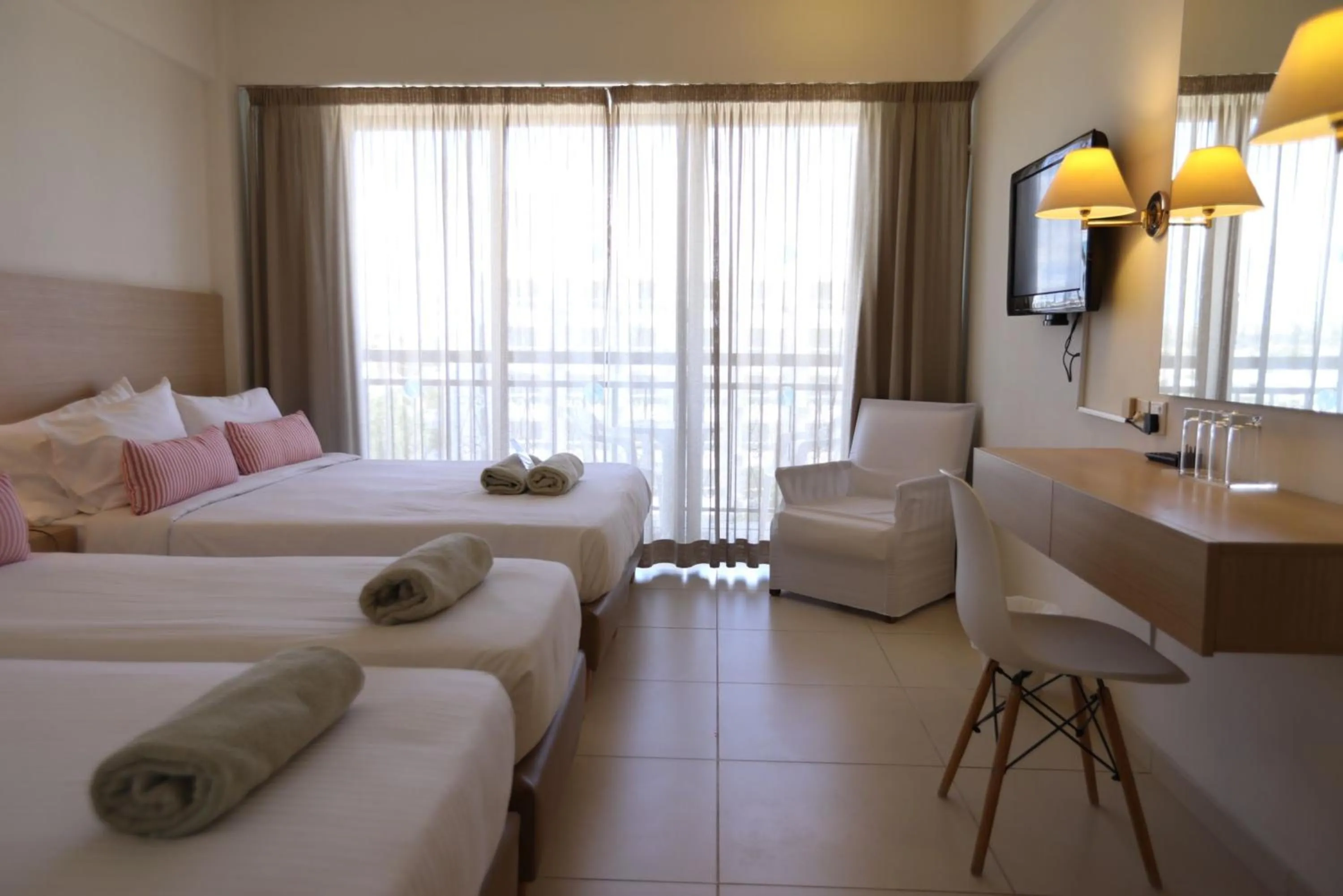 Bed in Sandy Beach Hotel & Spa - ex Sentido