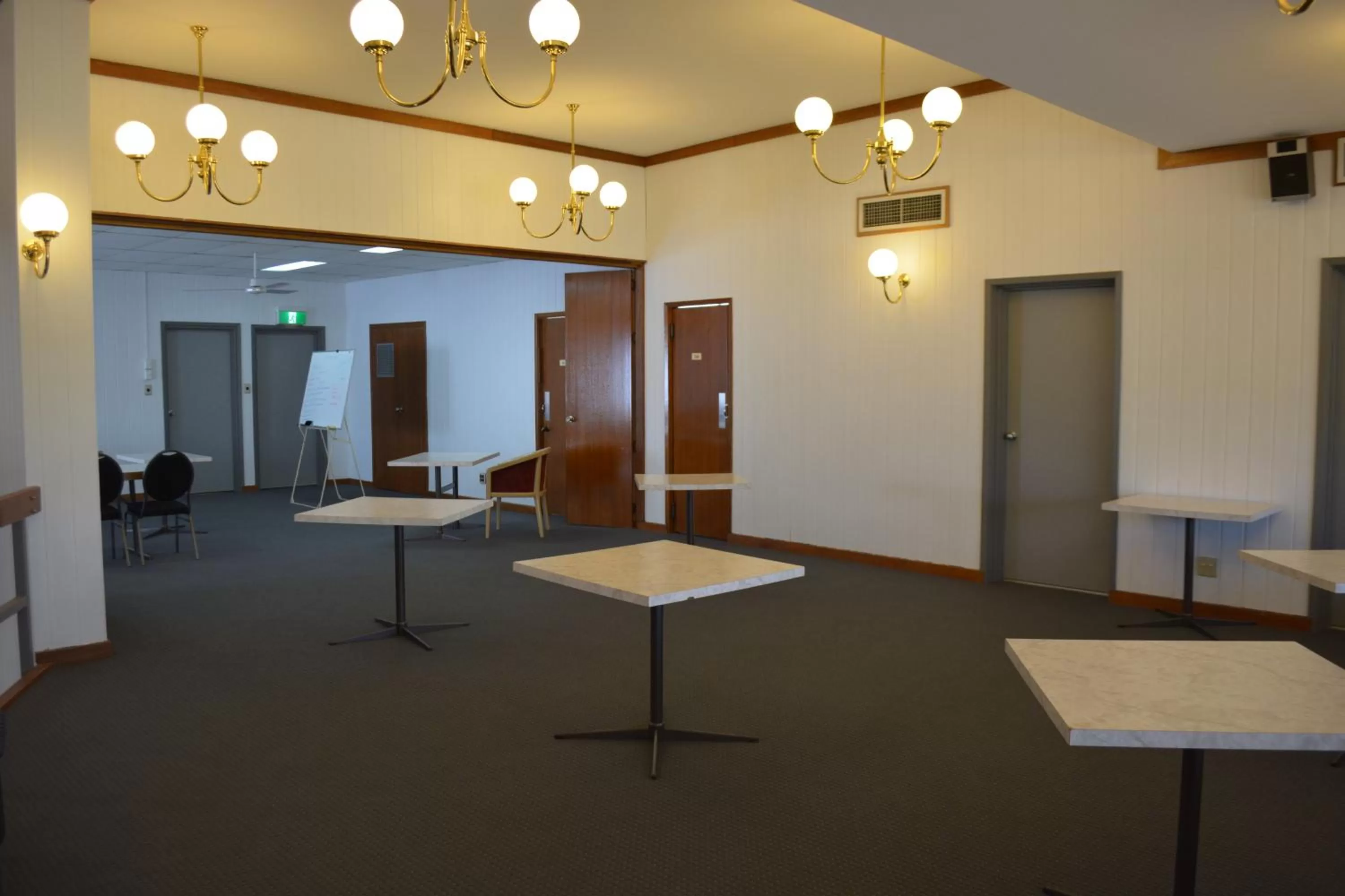 Banquet/Function facilities in Spa Village Travel Inn