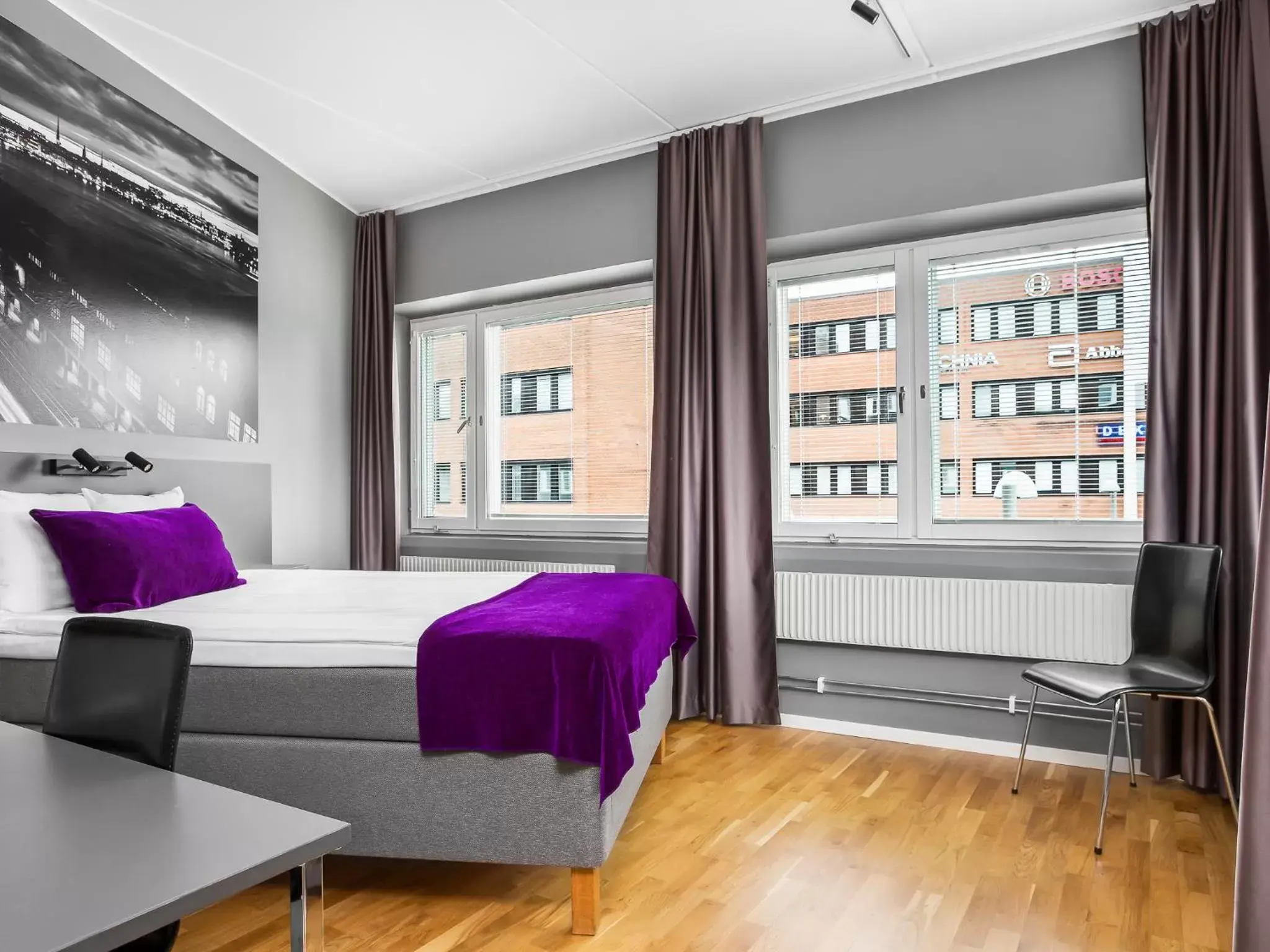 Photo of the whole room in Connect Hotel Kista