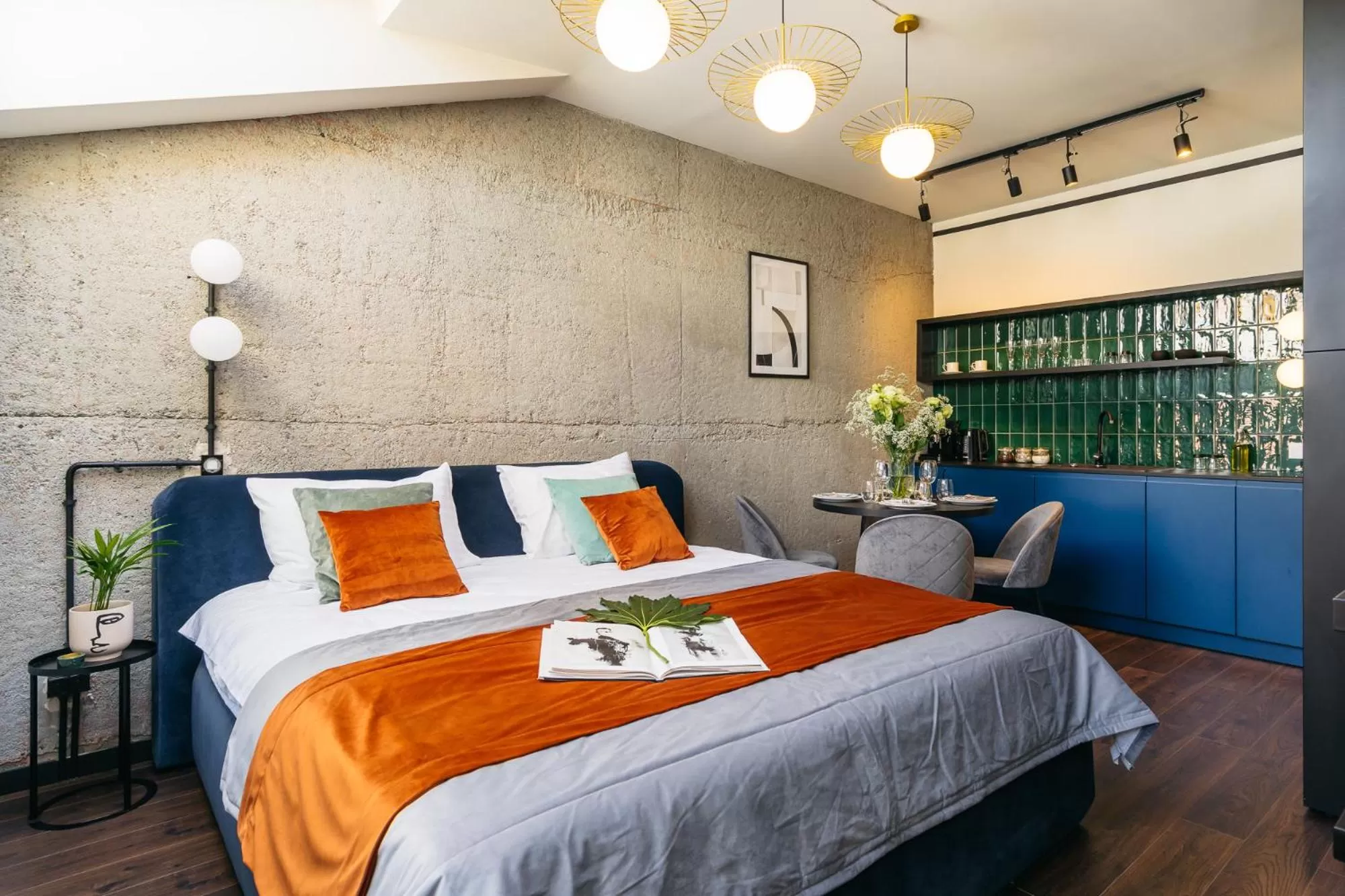 Kitchen or kitchenette, Bed in Estery12 by Loft Affair