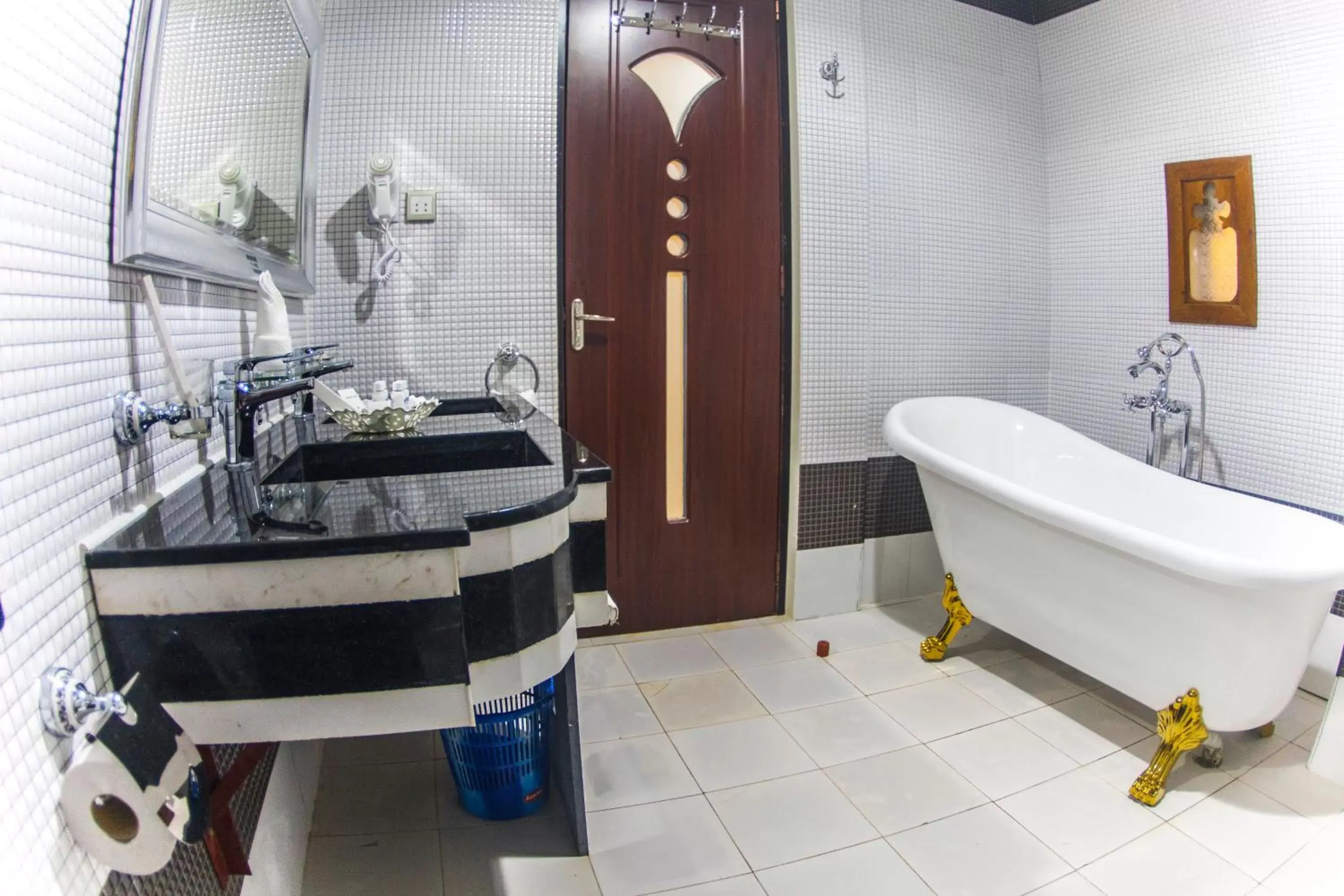 Bathroom in Madinat Al Bahr Business & Spa Hotel