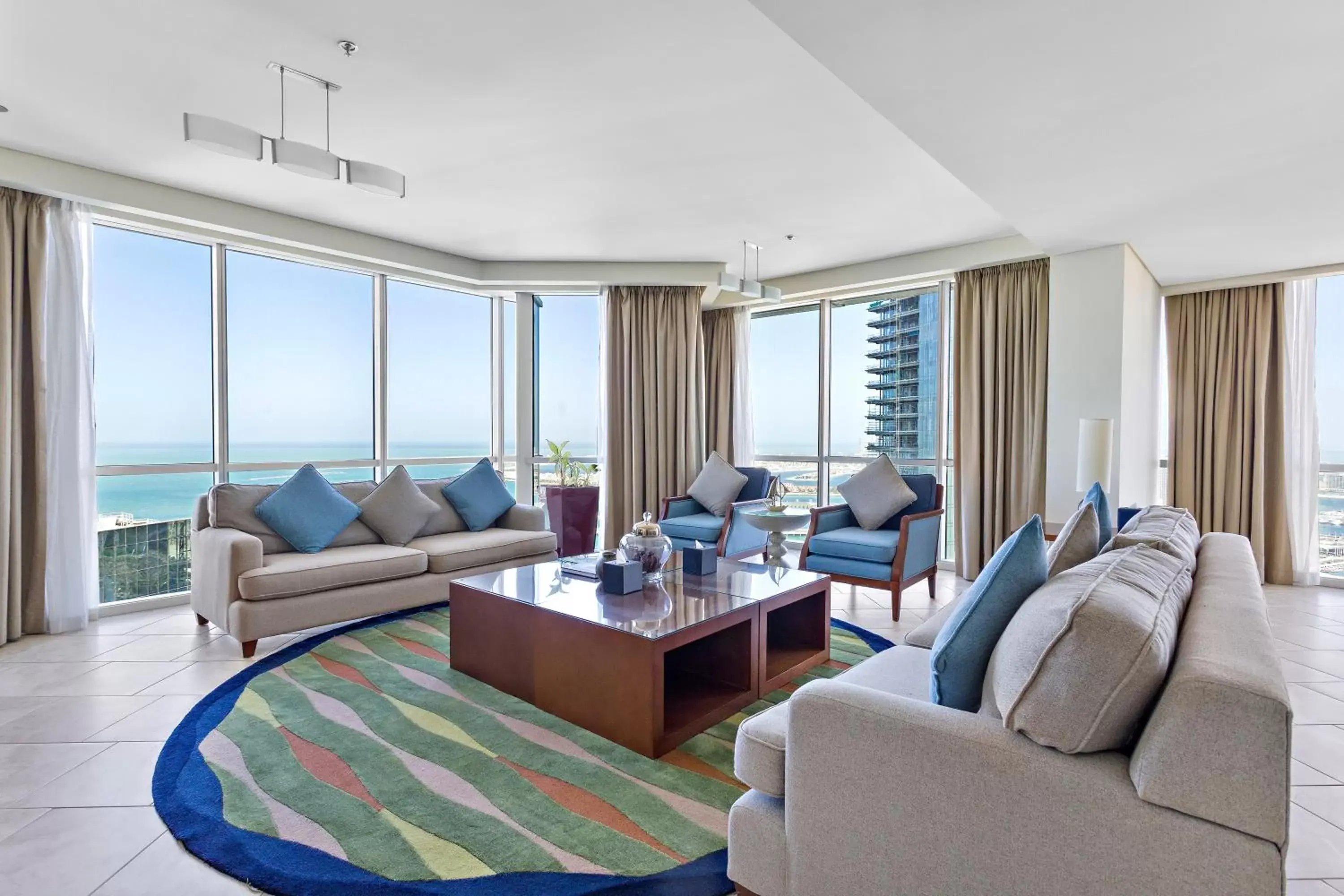 Living room, Seating Area in Blue Beach Tower The Walk JBR