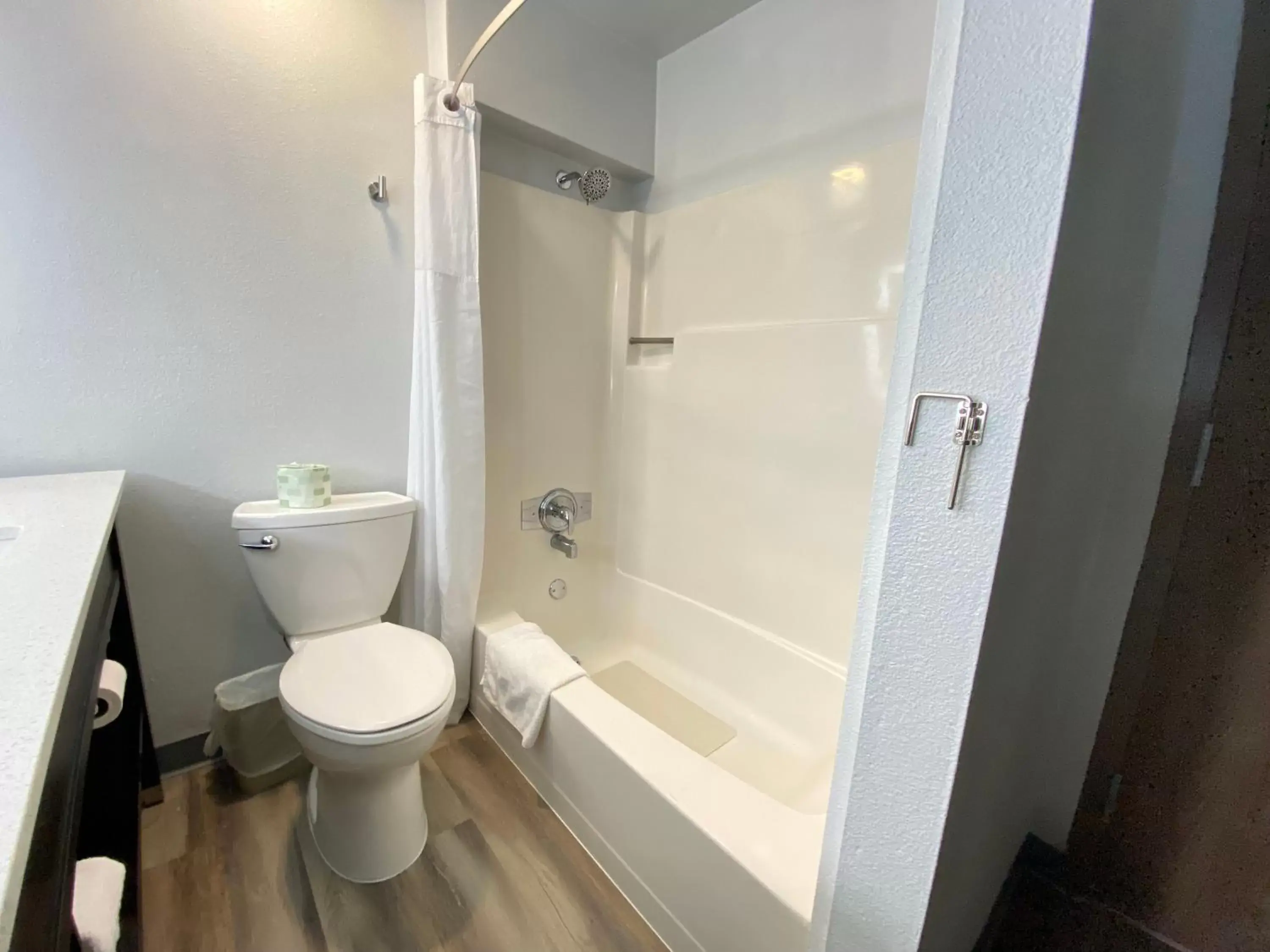 Bathroom in SureStay Plus Hotel by Best Western Mammoth Lakes