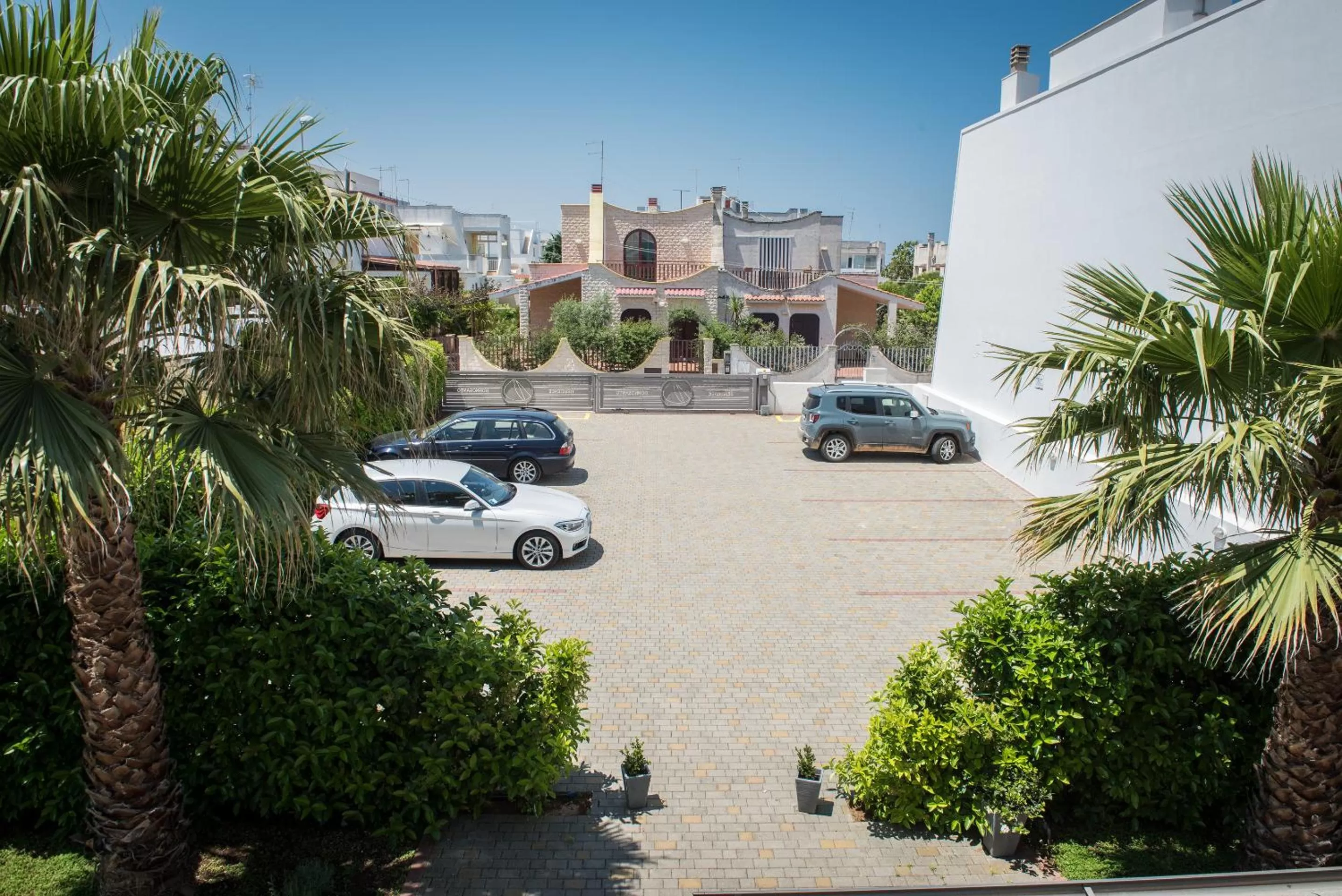 On site in Donnosanto Residence Torre Santa Sabina