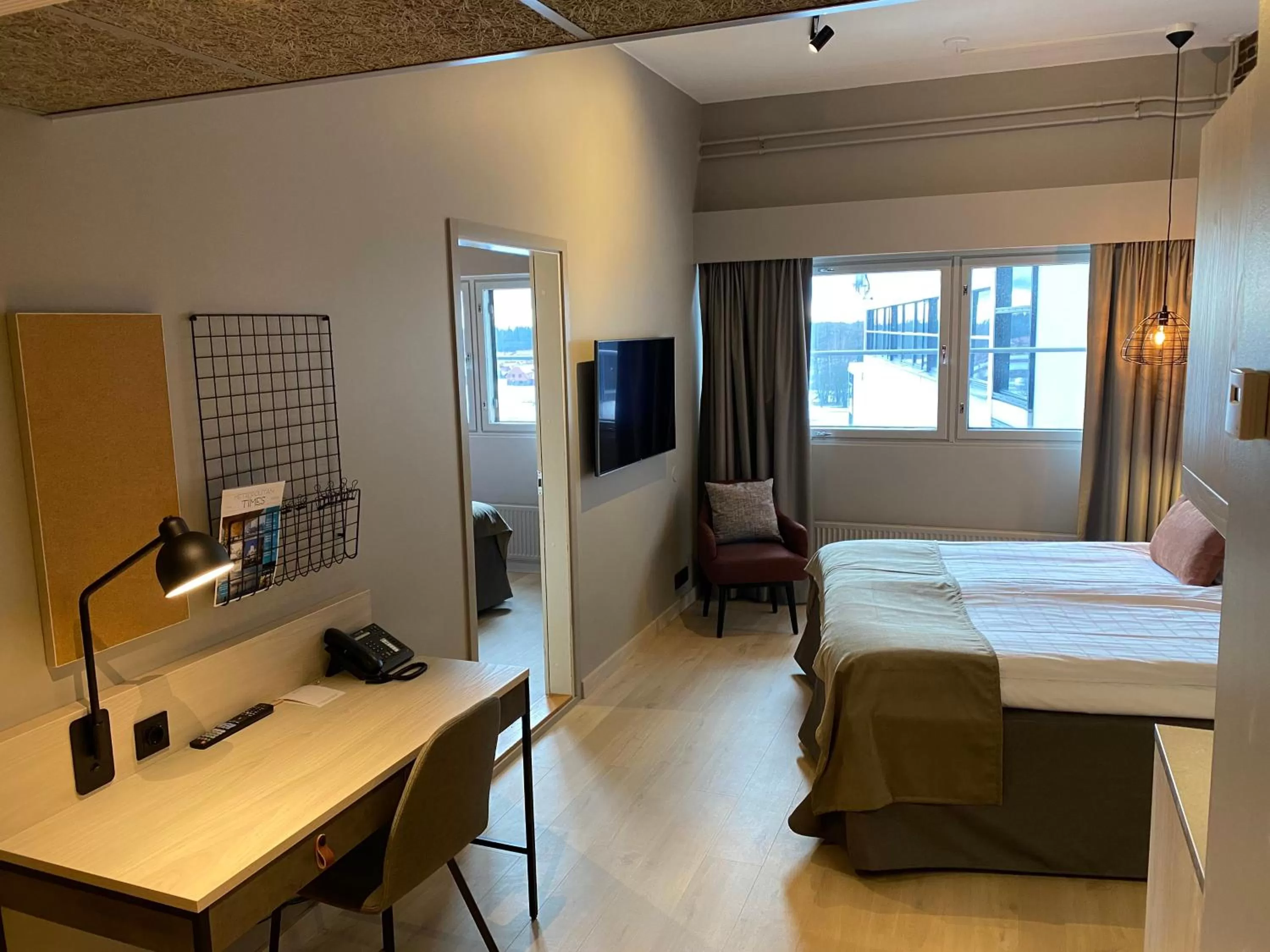 Photo of the whole room, Bed in Skyline Airport Hotel