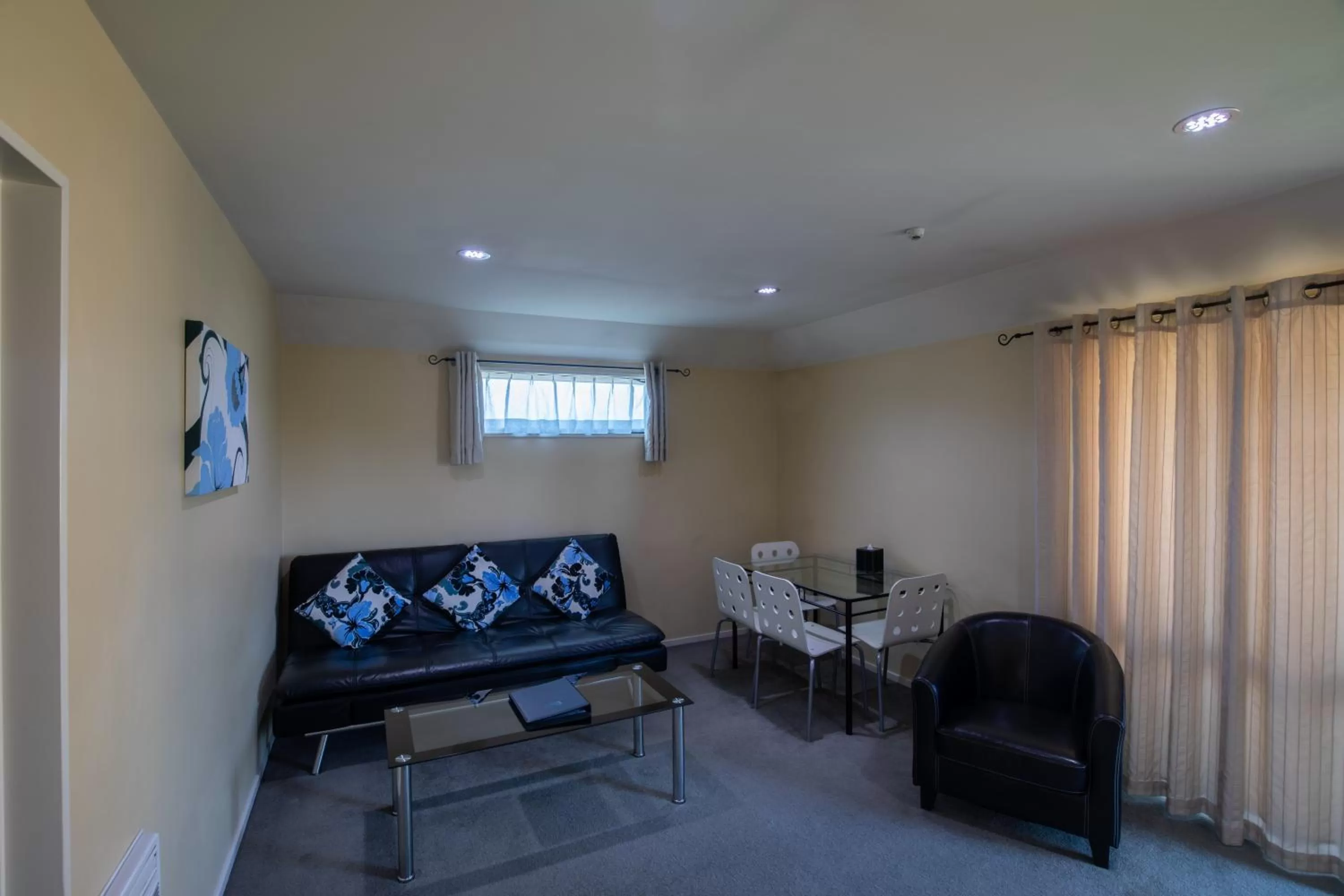 Living room in Abbella Lodge Motel