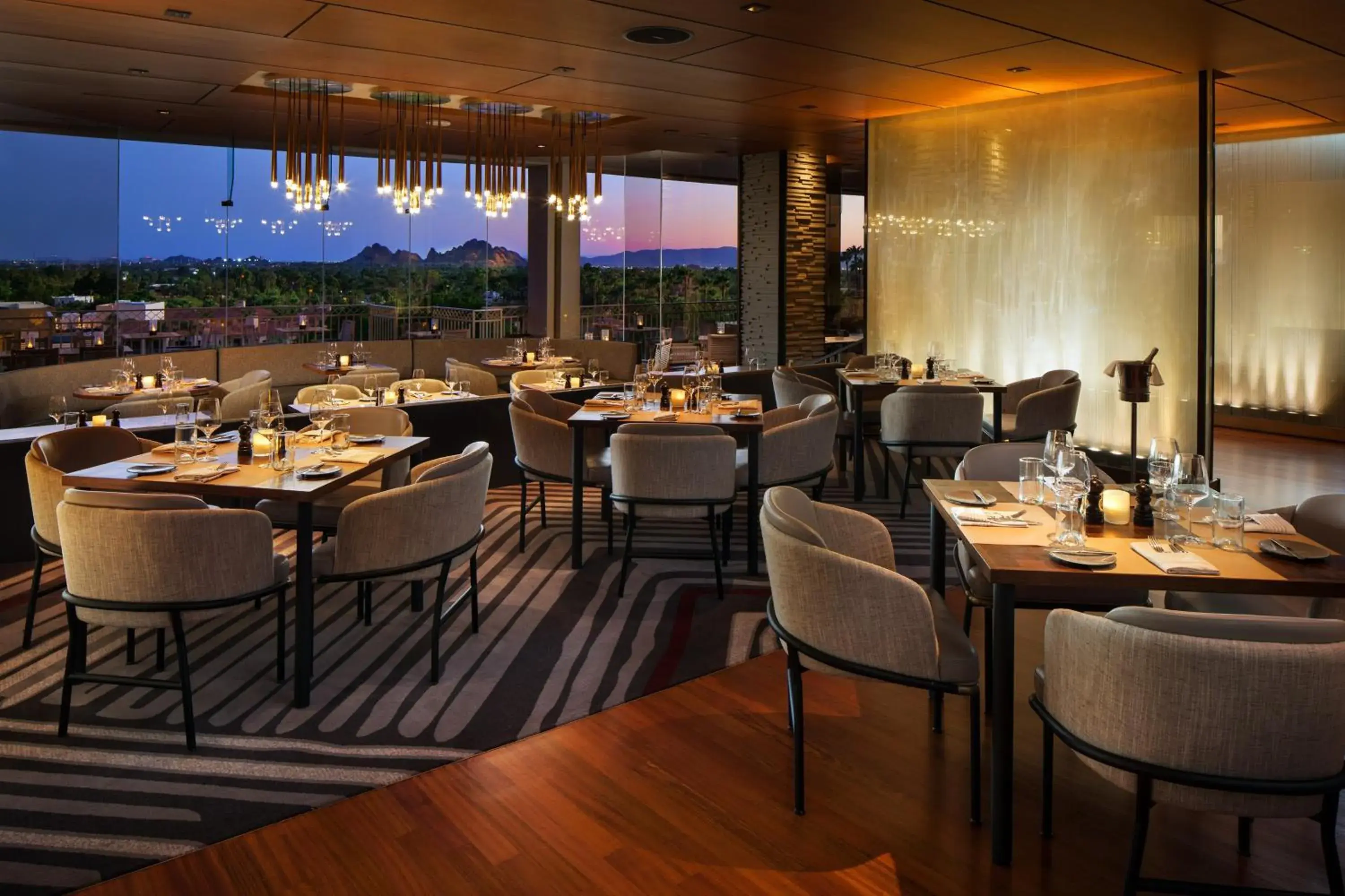 Restaurant/Places to Eat in The Canyon Suites At The Phoenician, A Luxury Collection Resort