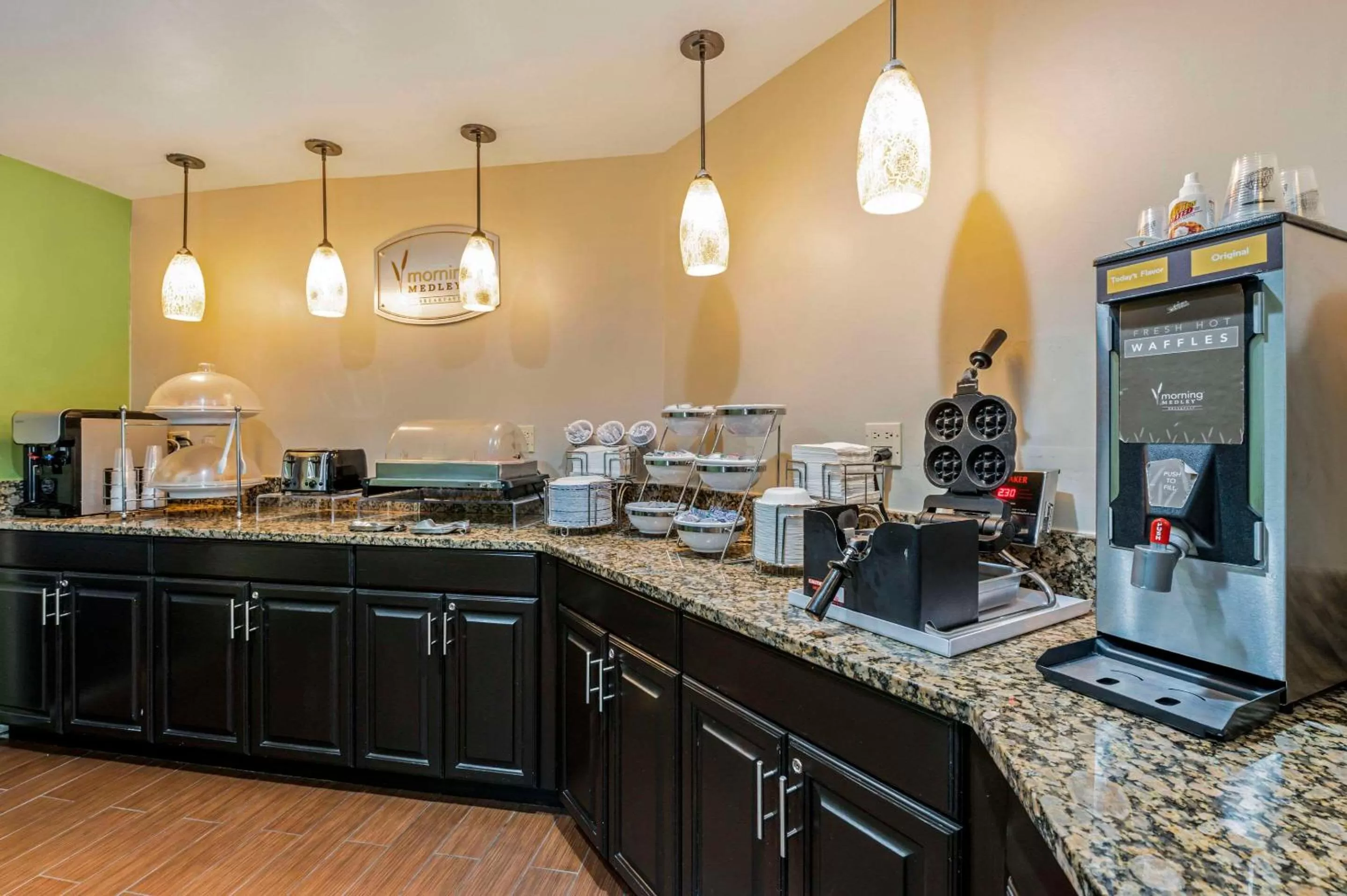 Breakfast in Sleep Inn Naperville - Chicago