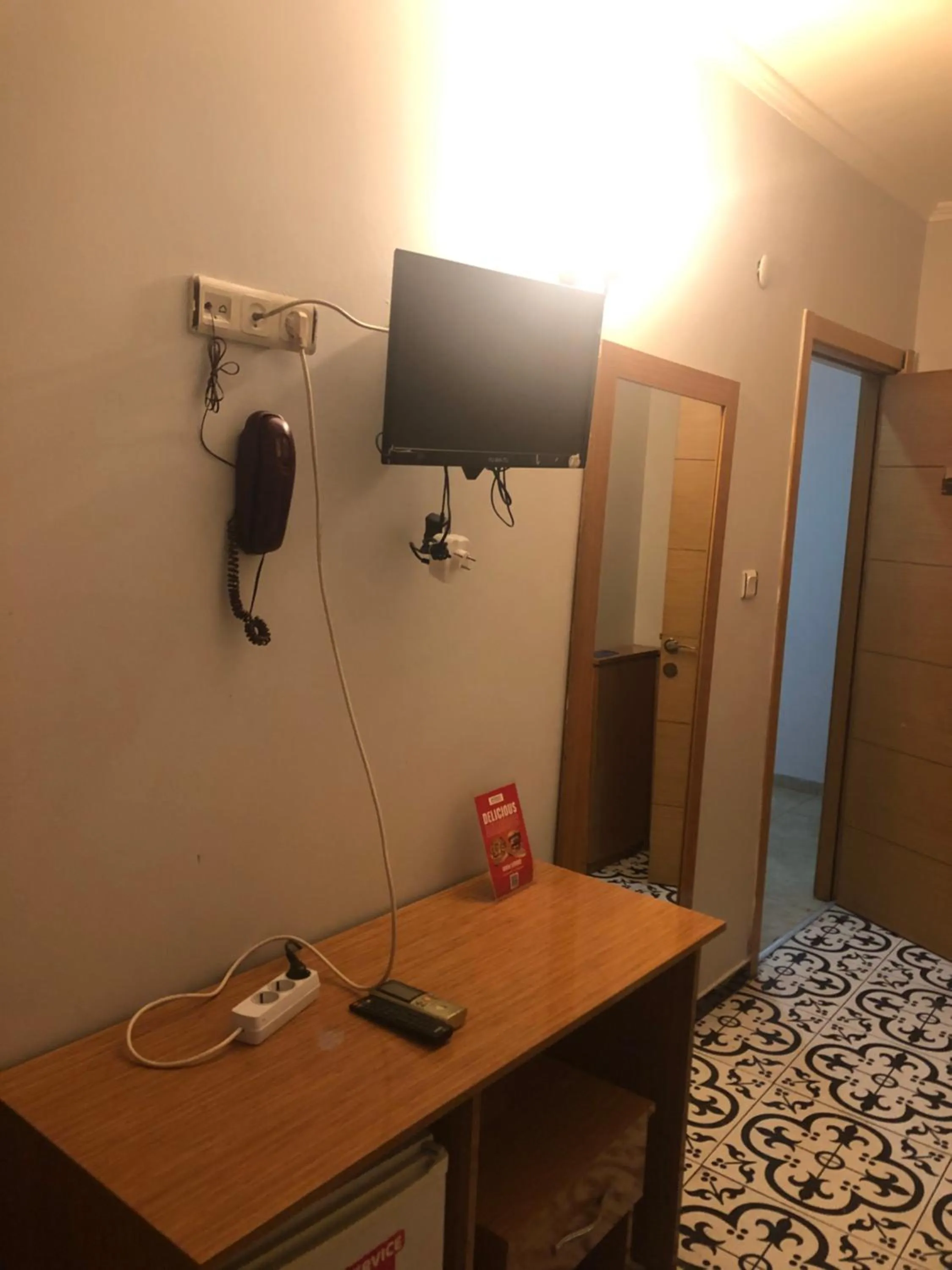 hair dresser in Reydel Hotel